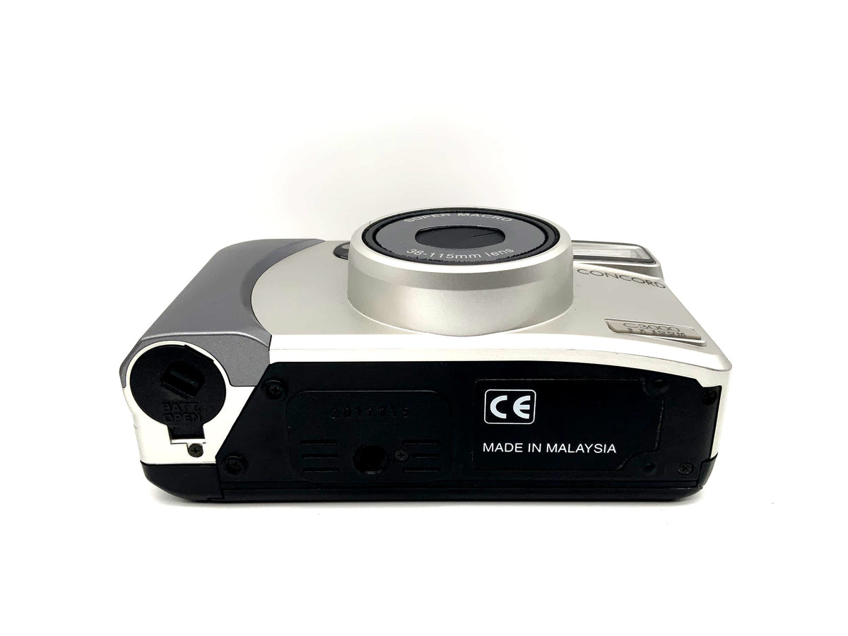 Appareil photo compact Concord C3000 Point&amp;Shoot avec objectif super macro 38-115 mm, format 35 mm