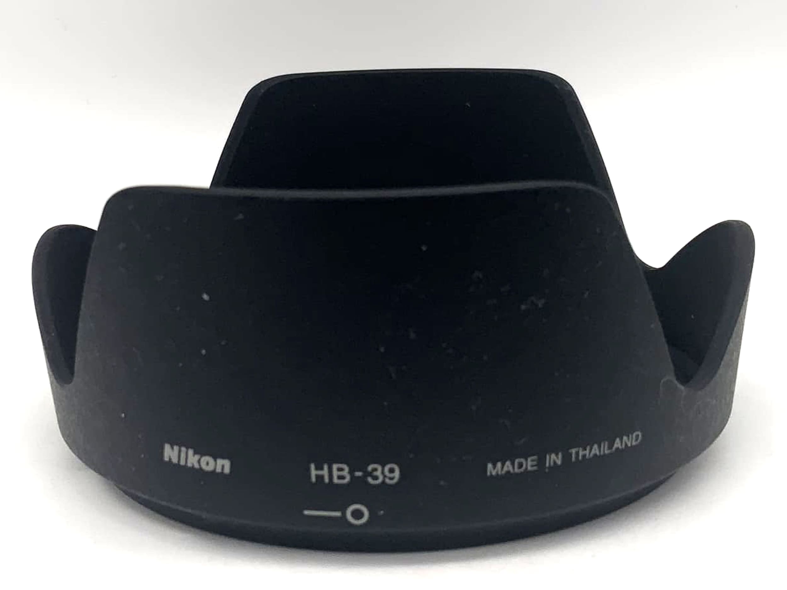 Pare-soleil Nikon HB-39 pour objectif AF-S DX Nikkor 16-85mm 1:3.5-5.6G