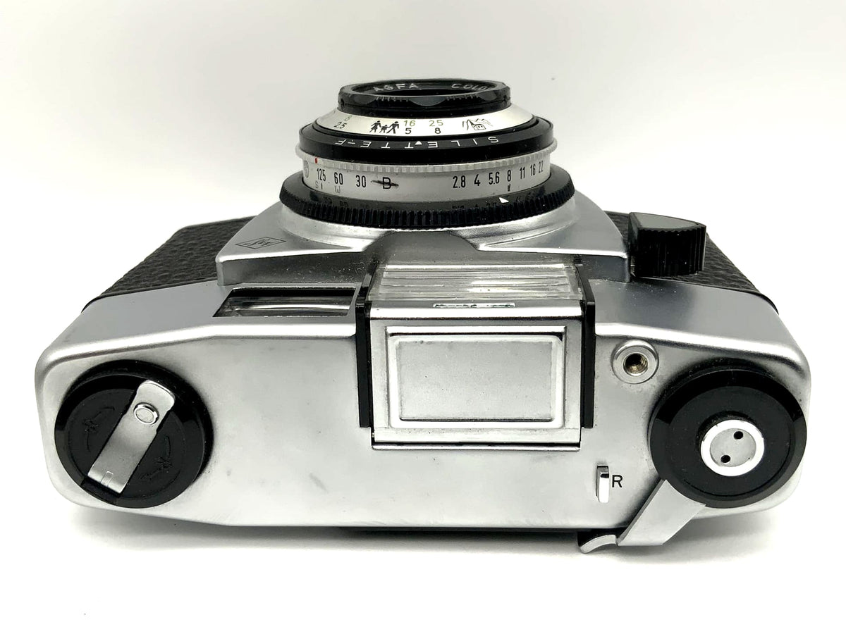 Agfa Silette-F viewfinder camera with Color-Agnar 1:2.8/45 analog camera Prontor 125