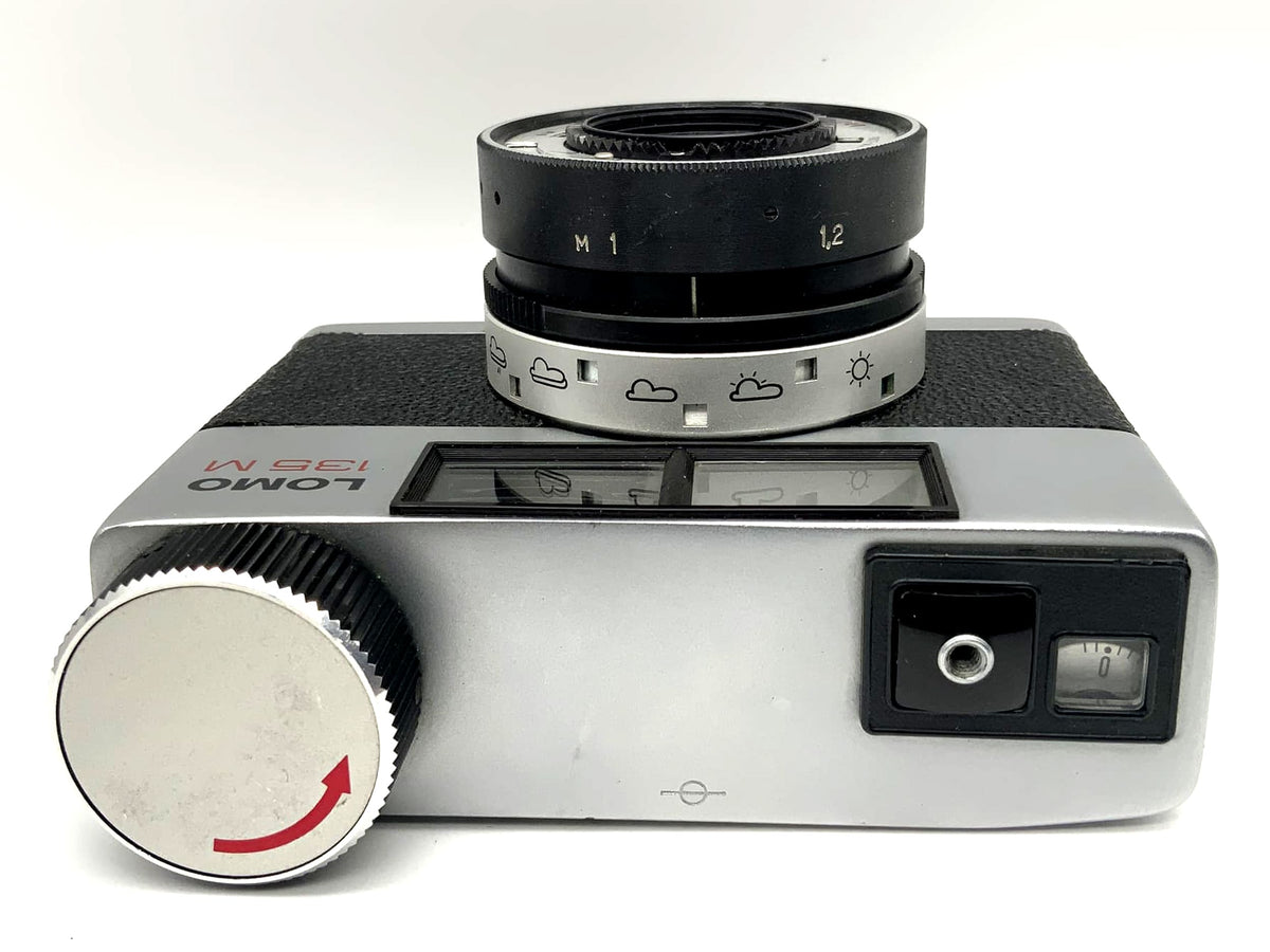 Appareil photo Lomo 135M avec viseur et objectif analogique Industar-73 1:2.8/40