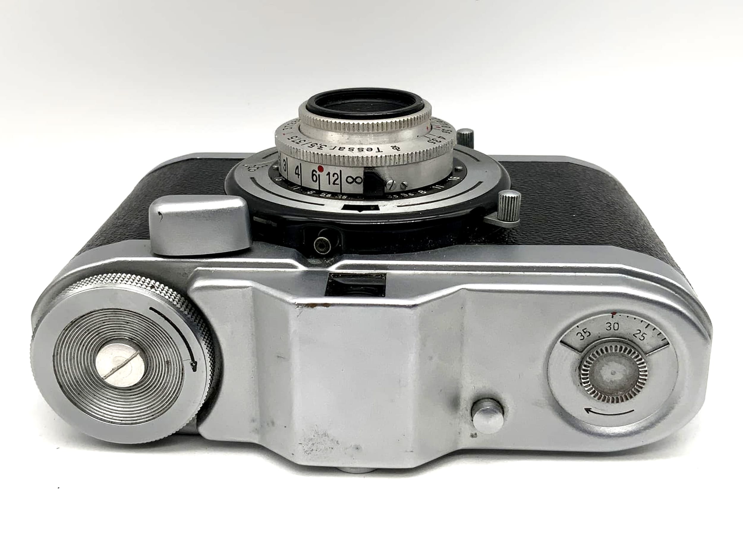 Appareil photo télémétrique Zeiss Ikon Taxona avec objectif Carl Zeiss Q1 Tessar 1:3.5/37.5 rouge T