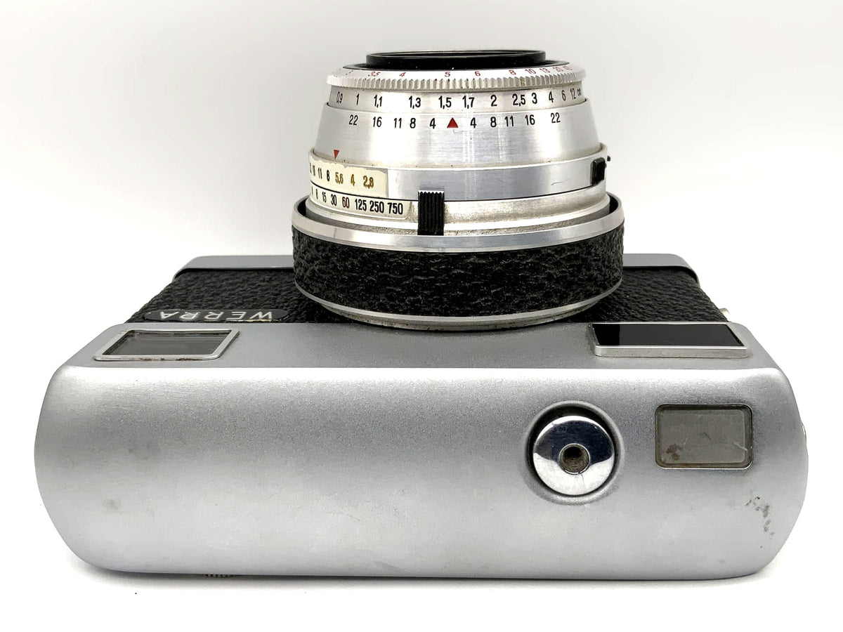 Carl Zeiss Jena Werra 1 viewfinder camera with Tessar 2.8/50 Prestor RVS black