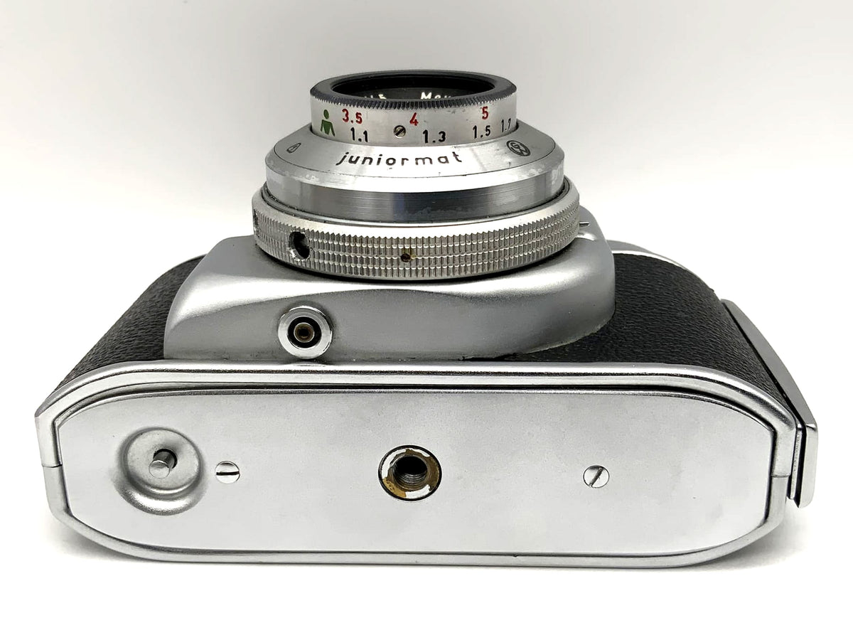 Beiermatic Juniormat viewfinder camera with Meyer Görlitz Trioplan 3.5/45