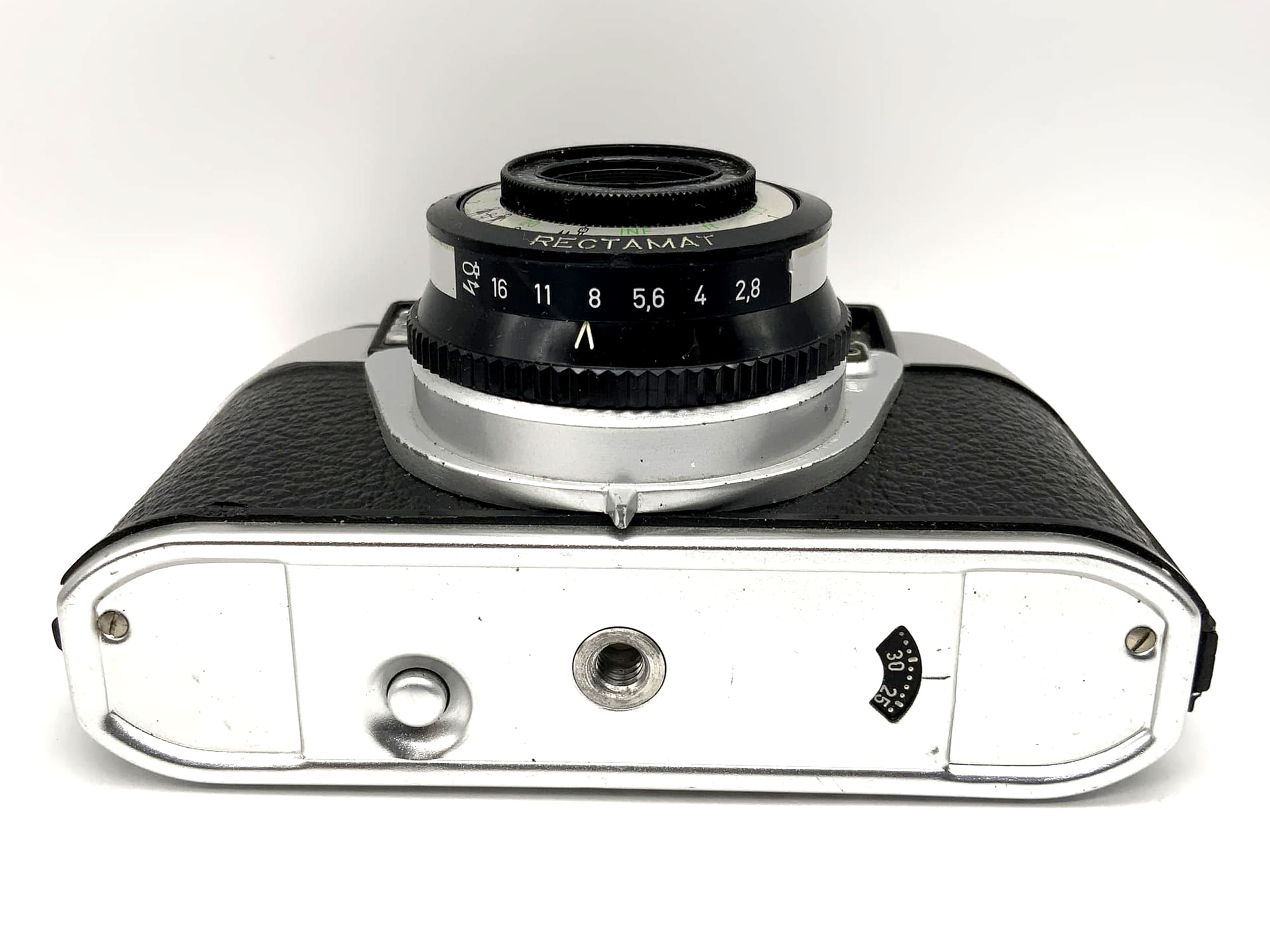 Regula sprinty B viewfinder camera with Color Gotar 1:2.8/45 analog camera Rectamat