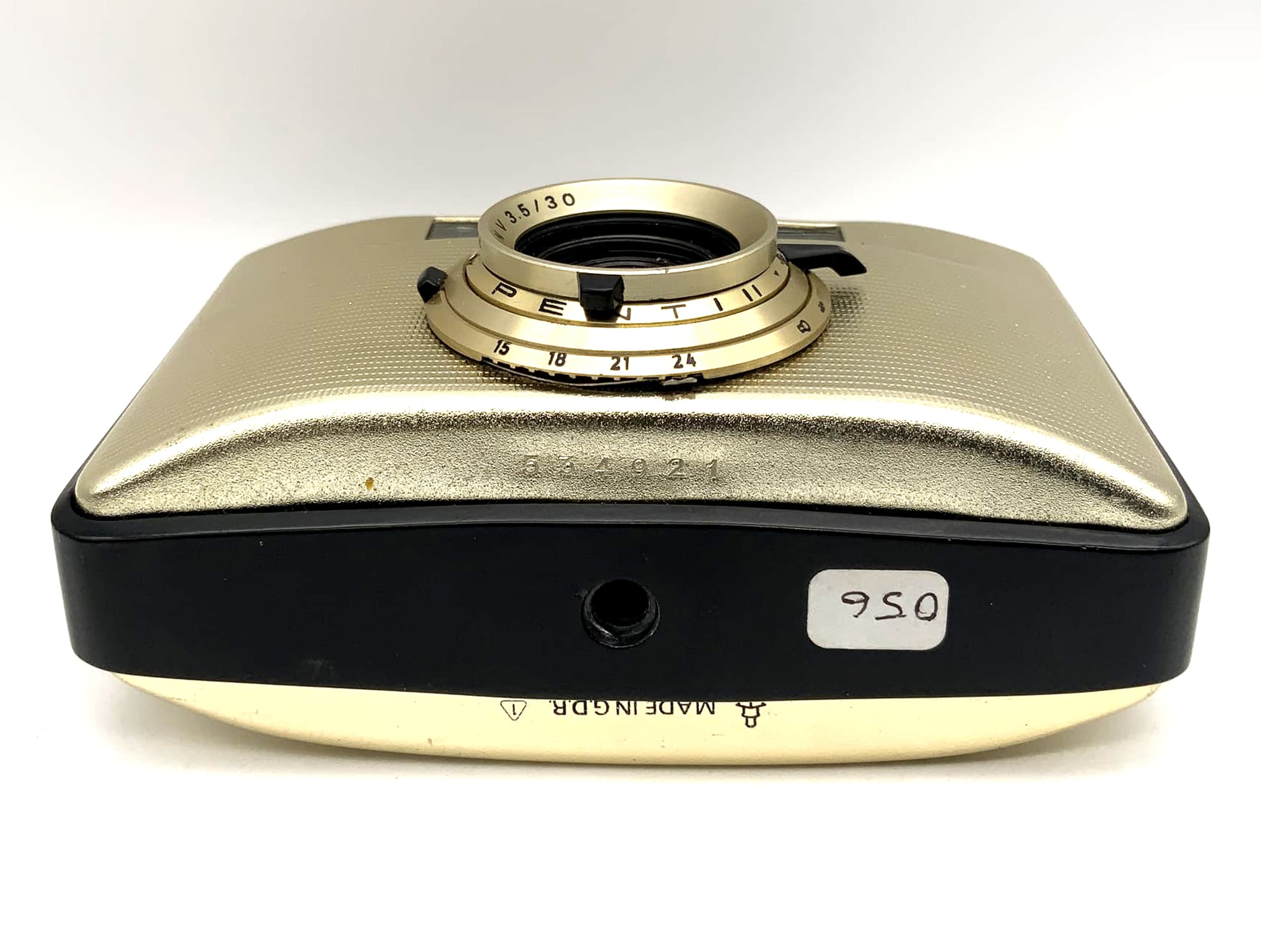 Pentacon Penti II rangefinder camera with Domiplan V 3.5/30 gold/black lens! Light meter defective!