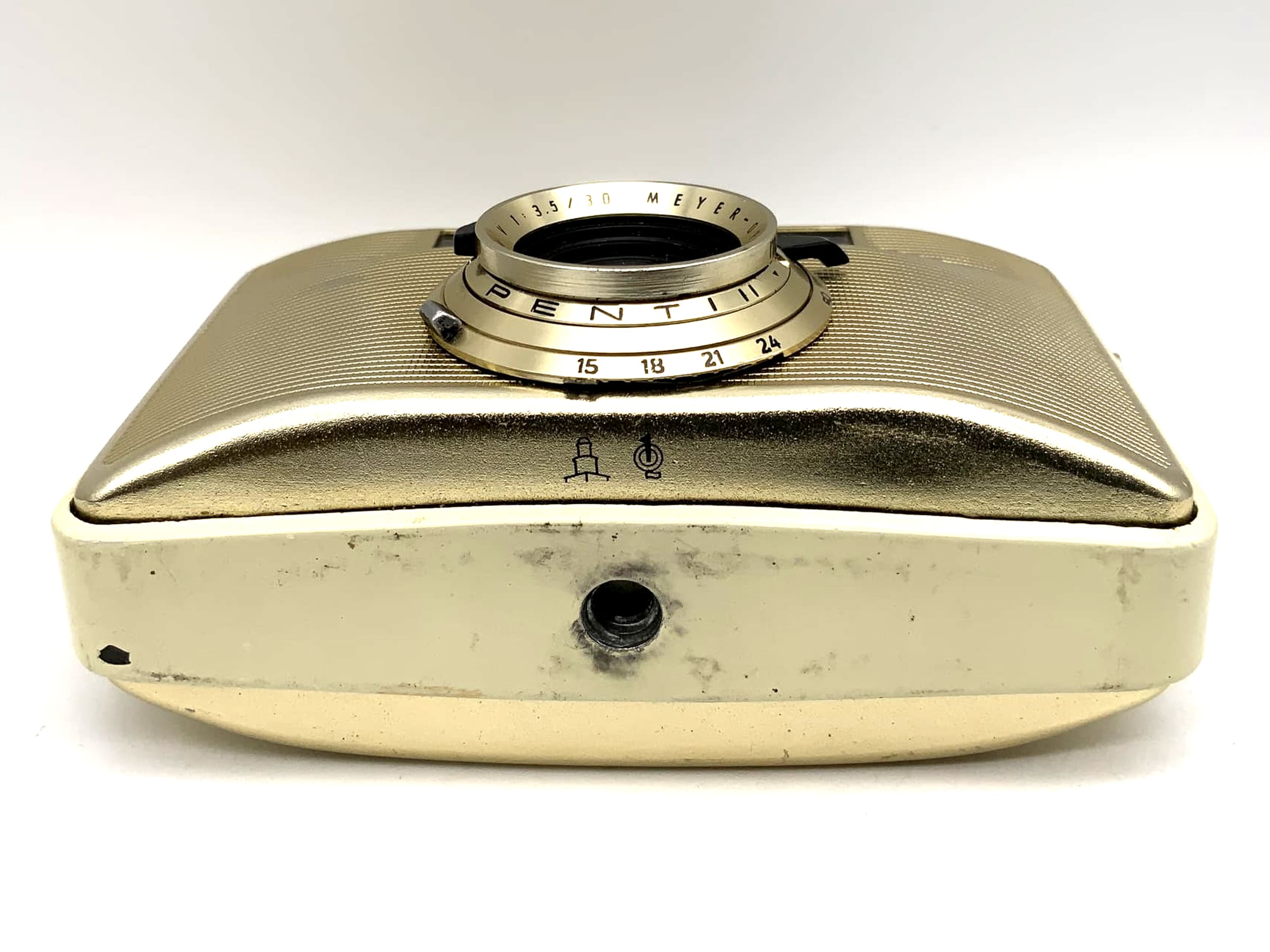 Pentacon Penti II camera Meyer Optik Domiplan V 3.5/30 gold/bege! Beli defective!