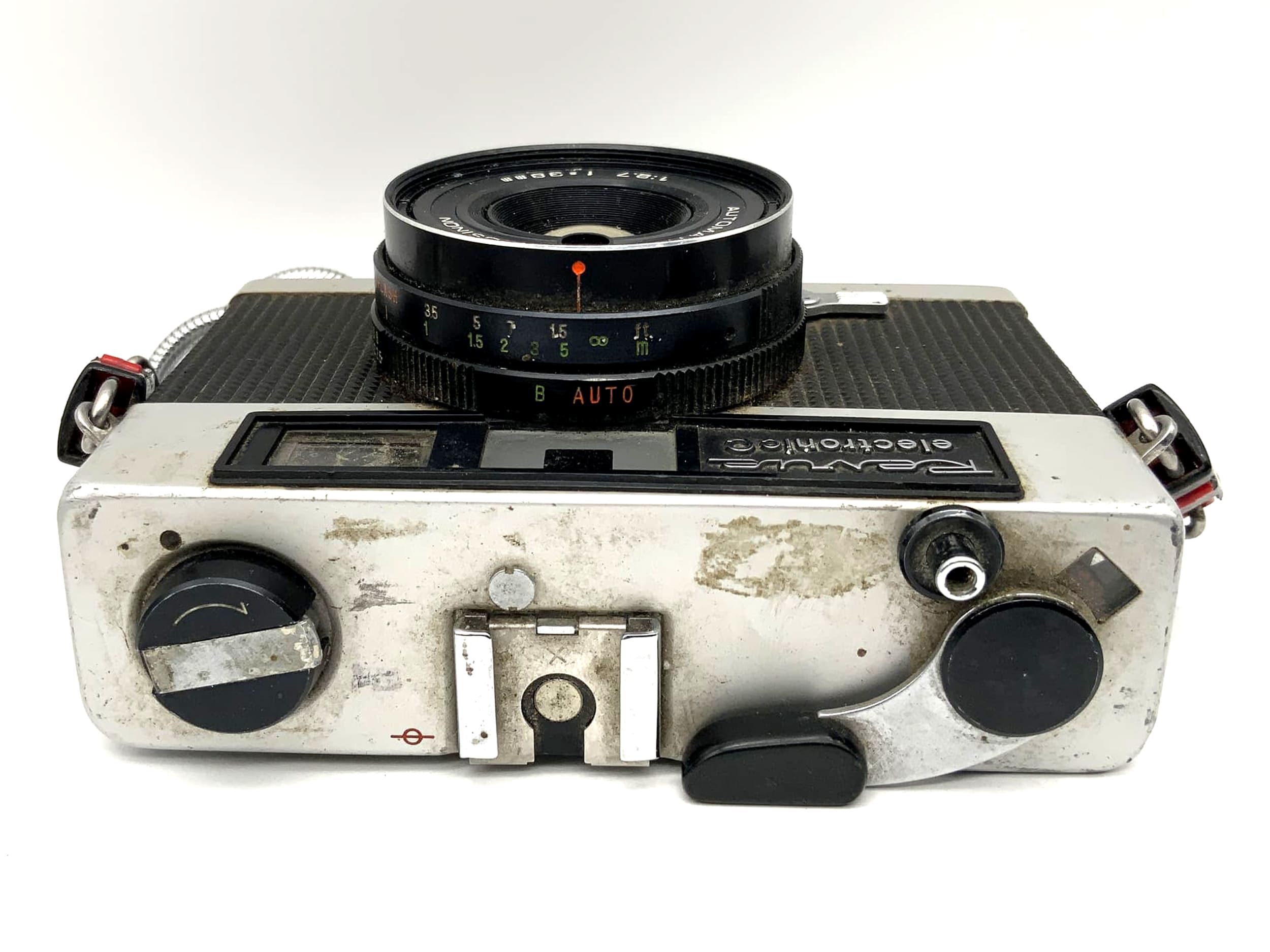 Revue electronic C rangefinder camera with Automatic Cosinon 1:2.7/38mm! Light meter defective!