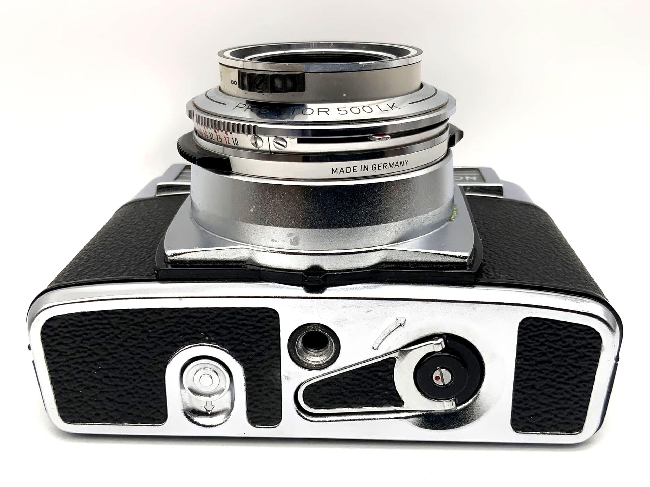Zeiss Ikon Contessa LKE with Tessar 1:2.8/50mm Prontor 500 LK !Beli defective!