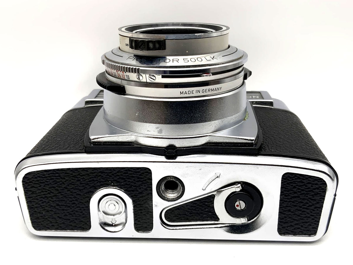 Zeiss Ikon Contessa LKE avec Tessar 1:2.8/50mm Prontor 500 LK !Beli défectueux !