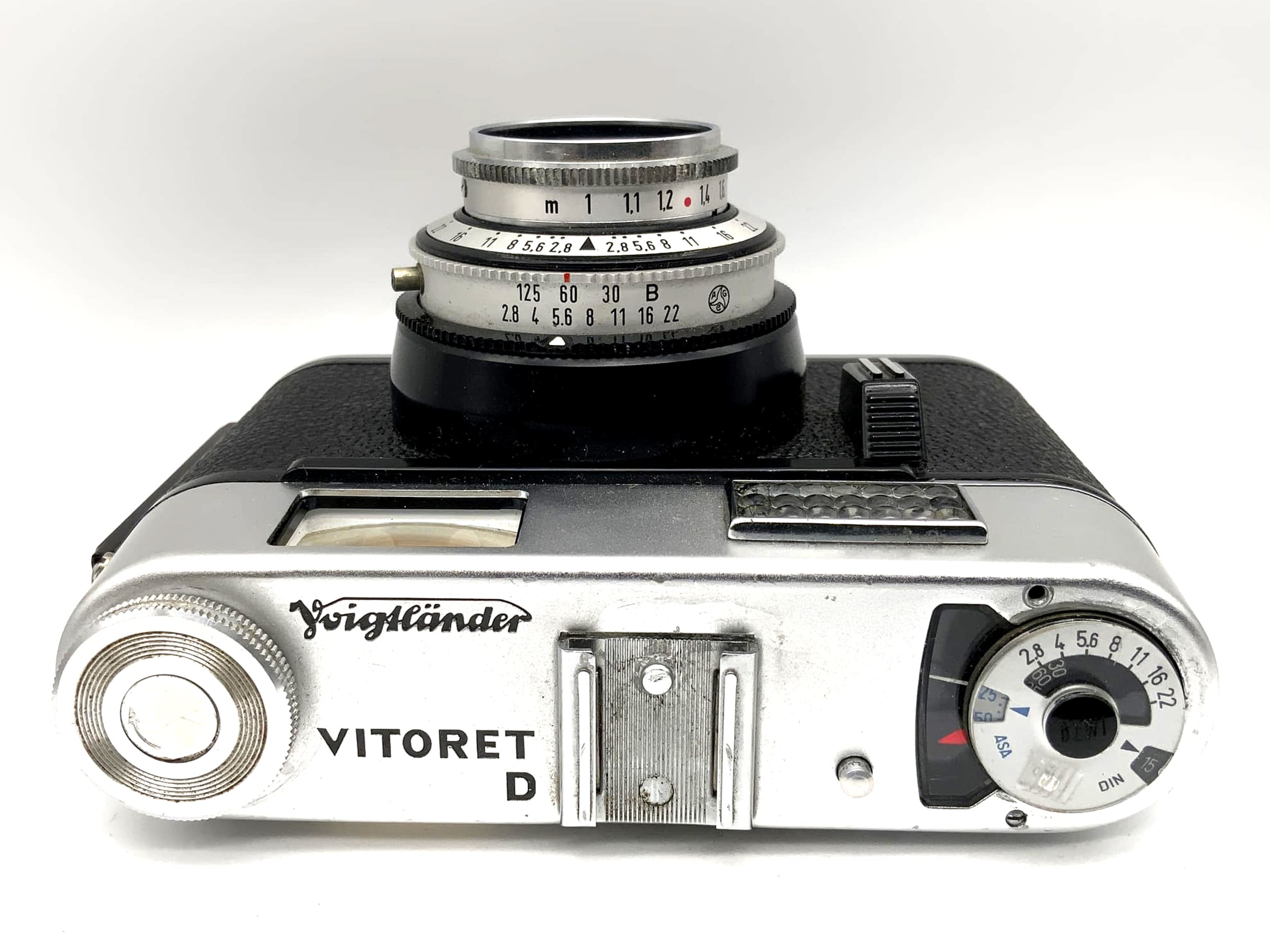 Voigtländer Vitoret D camera with Lanthar 1:2.8/50 Prontor 125 !Light indicator defective!