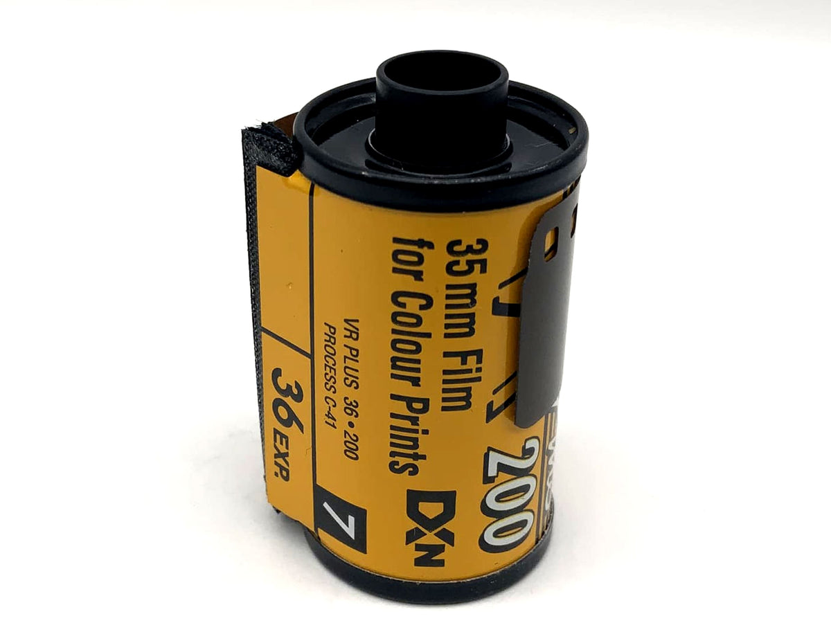Film Kodak 35 mm/135 couleur VR 200 Plus périmé / expérimental