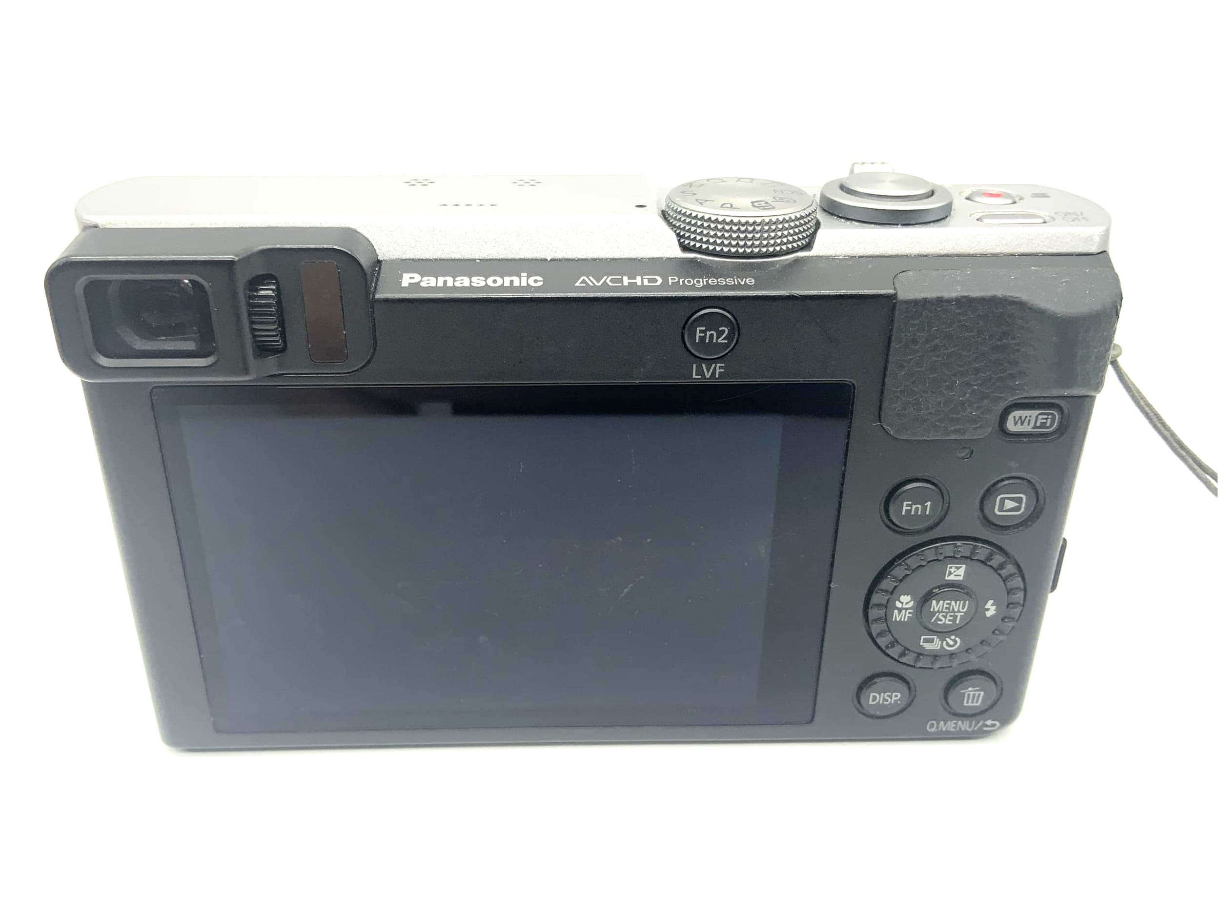 Panasonic Lumix DMC-TZ70 avec objectif Leica DC Vario Elmar 1:3.3-6.4 / 4.3-129 ASPH AVCHD