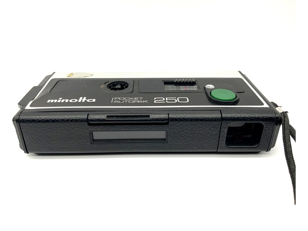 Caméra espion miniature Minolta Pocket Autopak 250