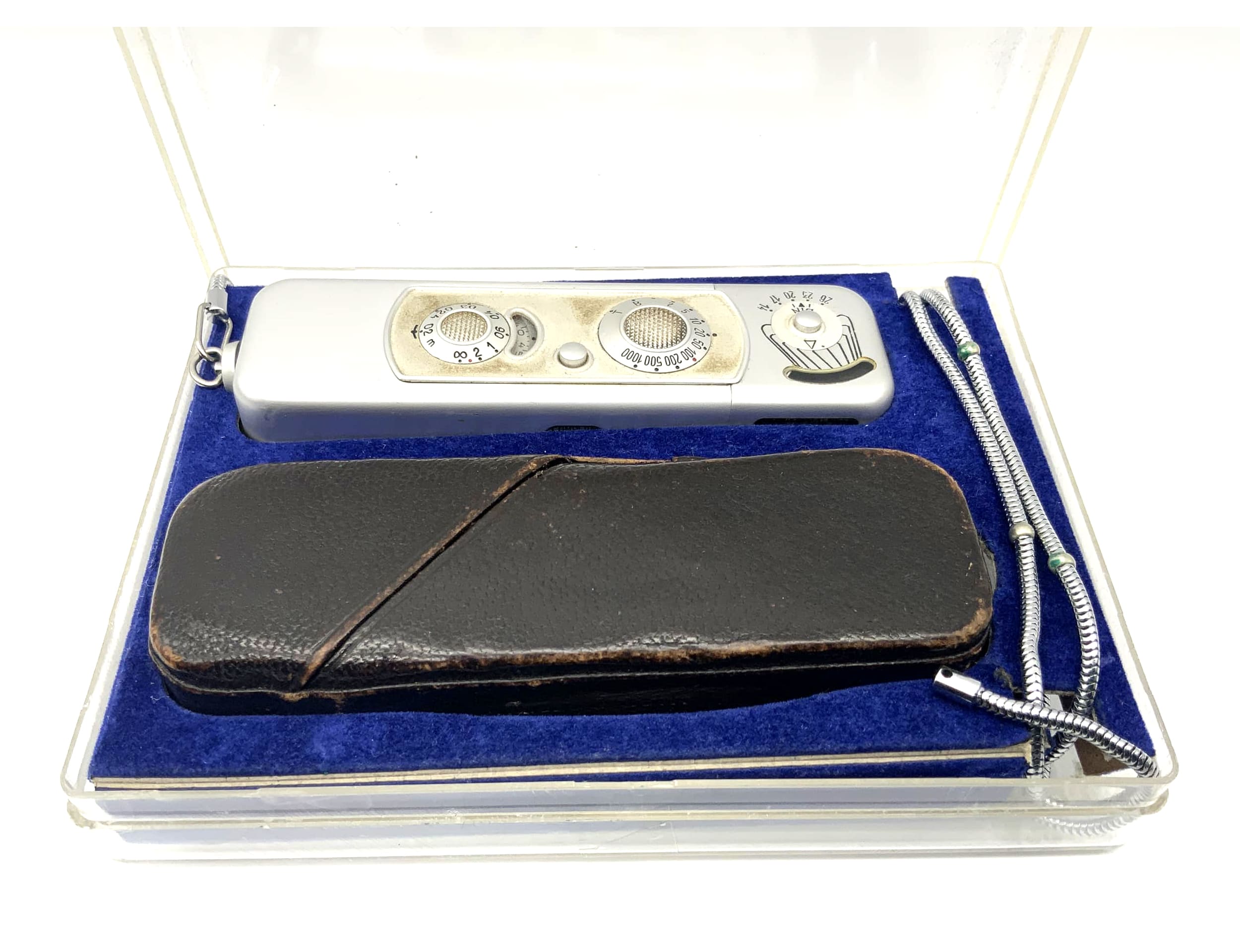 Minox B with Complan 1:3.5 f=15mm with original packaging and case, miniature camera, spy cam