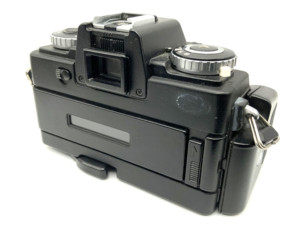 Minolta 110 Zoom Mark II avec objectif zoom Rokkor-Macro 25-67mm 1:3.5 reflex mono-objectif