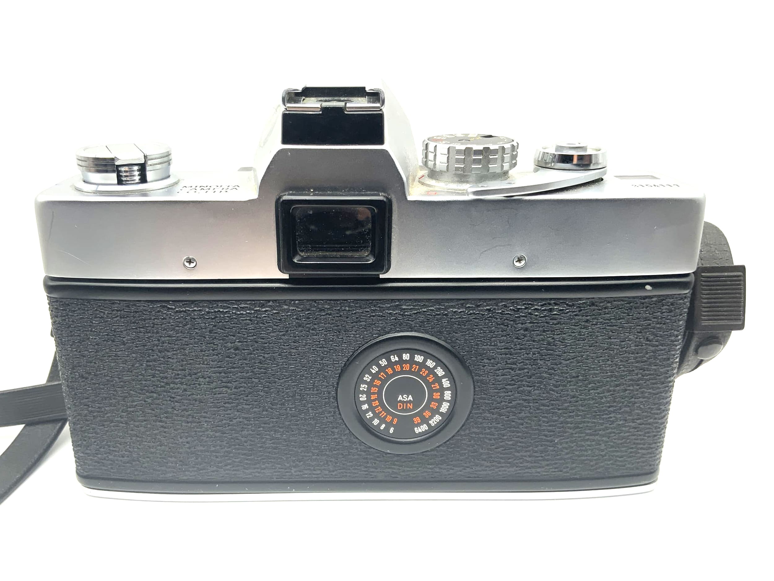 Minolta SRT 303 35mm SLR analog single-lens reflex camera (Minolta MD)
