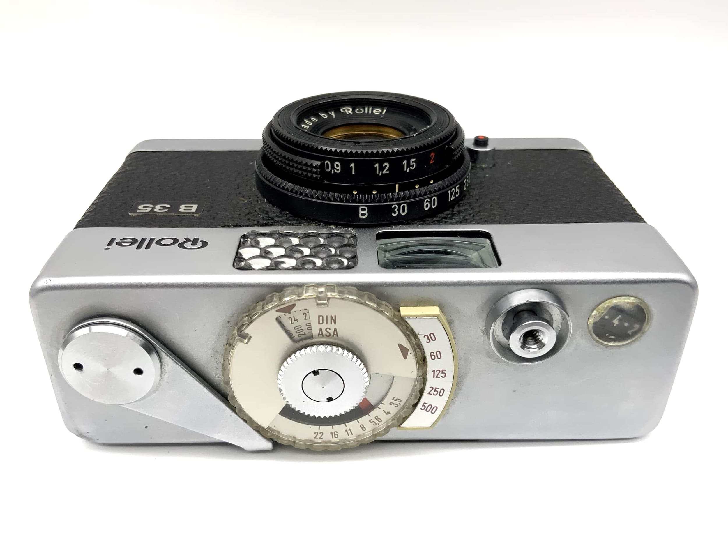 Rollei B 35 viewfinder camera with Triotar 3.5/40 chrome lens, 35mm compact camera