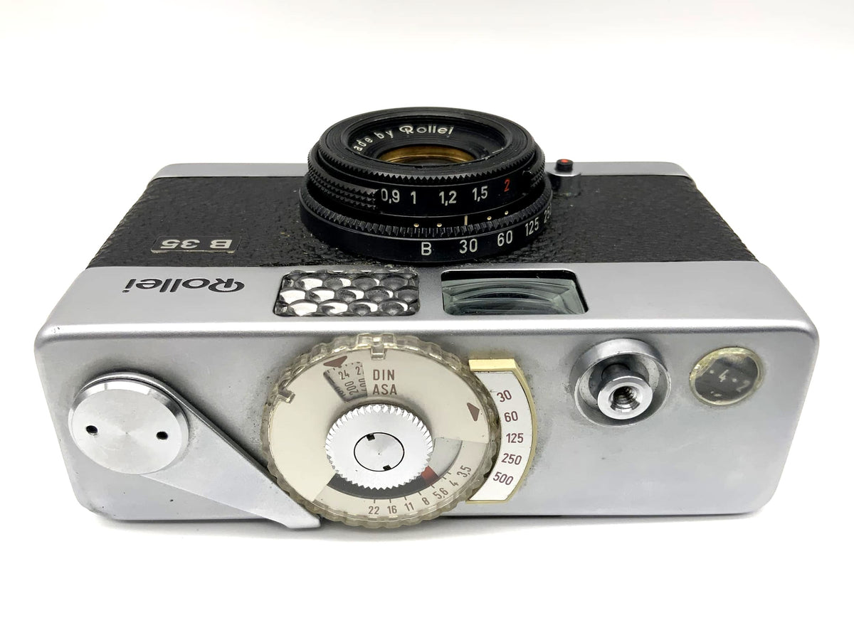 Rollei B 35 viewfinder camera with Triotar 3.5/40 chrome lens, 35mm compact camera