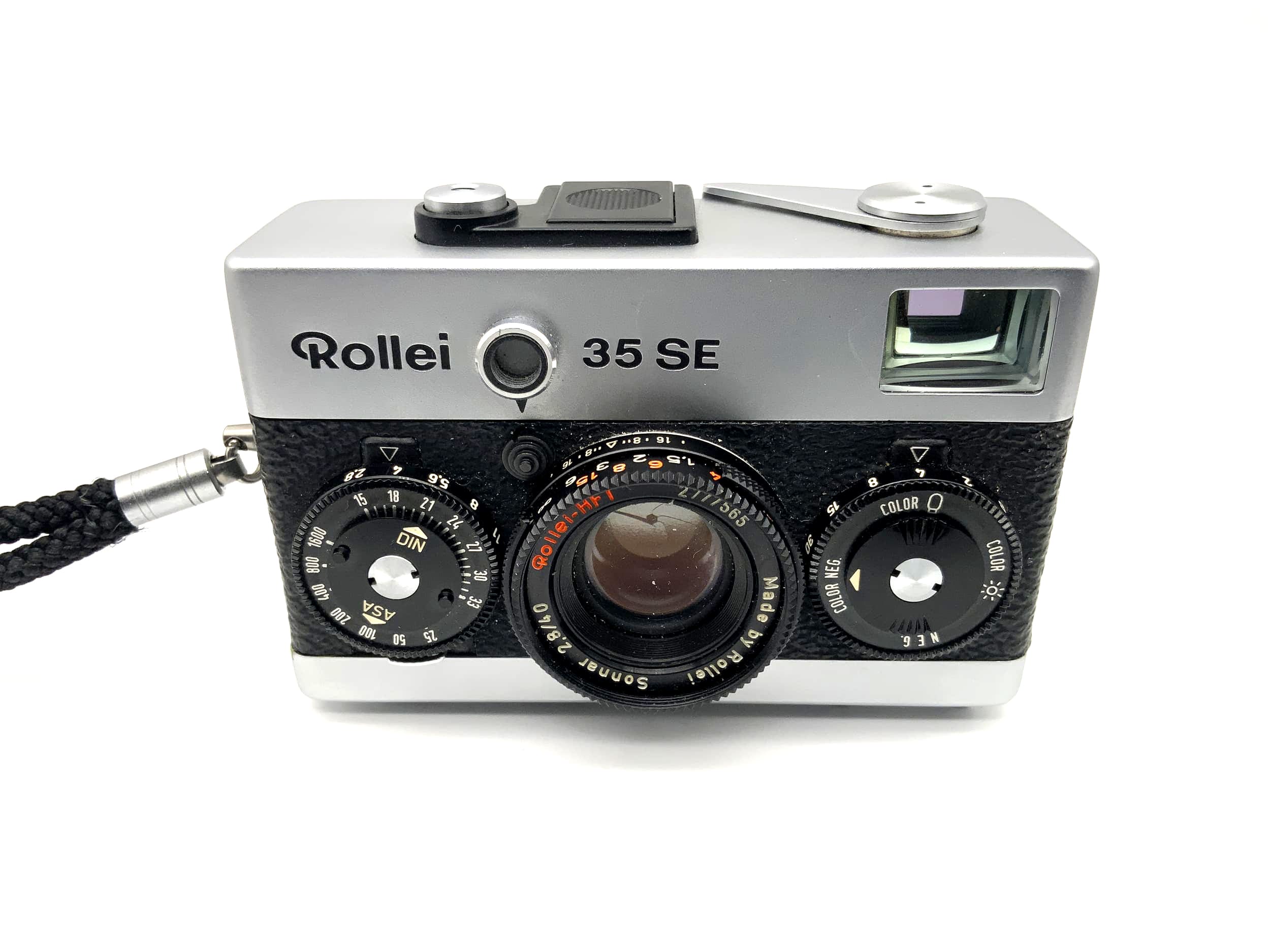 Rollei 35 SE rangefinder camera with Rollei-HFT Sonnar 2.8/40 silver
