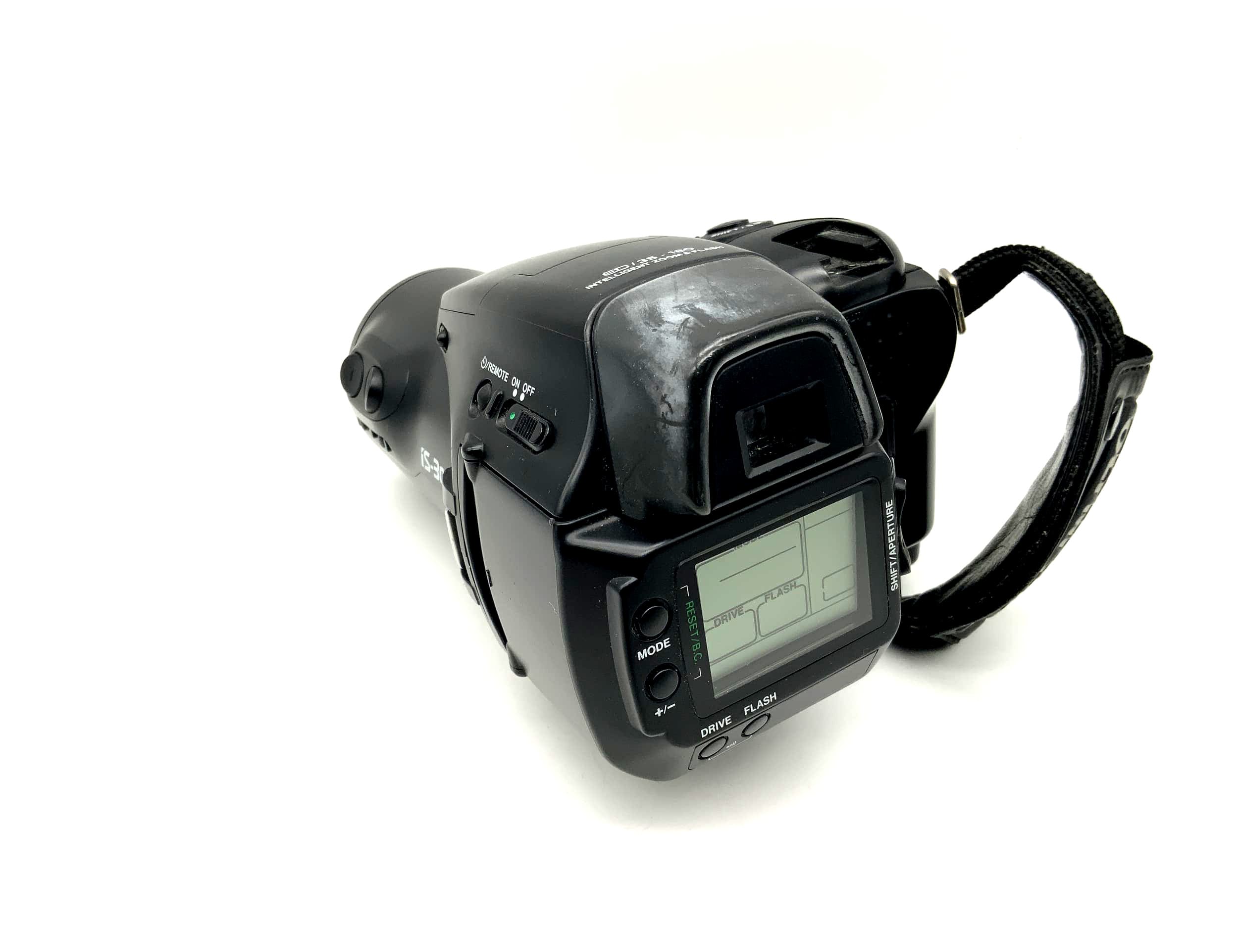 Appareil photo bridge Olympus IS-3000 avec objectif zoom AF 35-180 mm 1:4,5-5,6