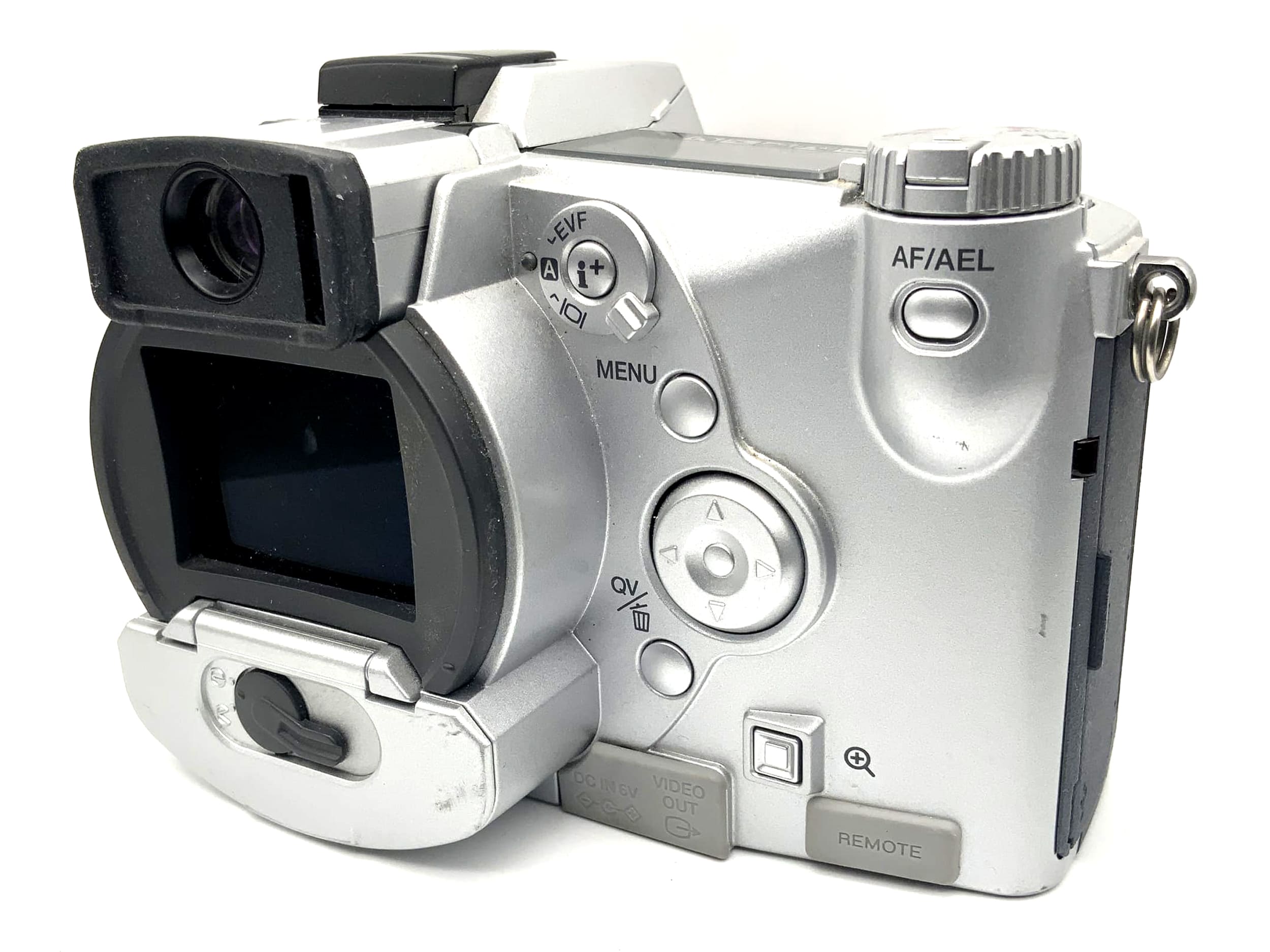Minolta Dimage 7 with 7x Optical Zoom Lens GT 7.2-50.8mm 1:2.8-3.5 APO 5.2 MP