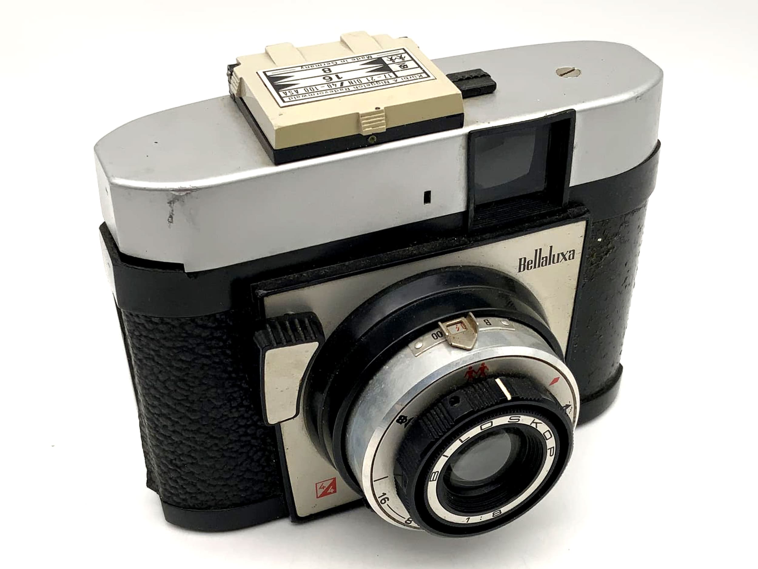 Appareil photo argentique Bilora Bellaluxa avec biloscope, format 1:8.
