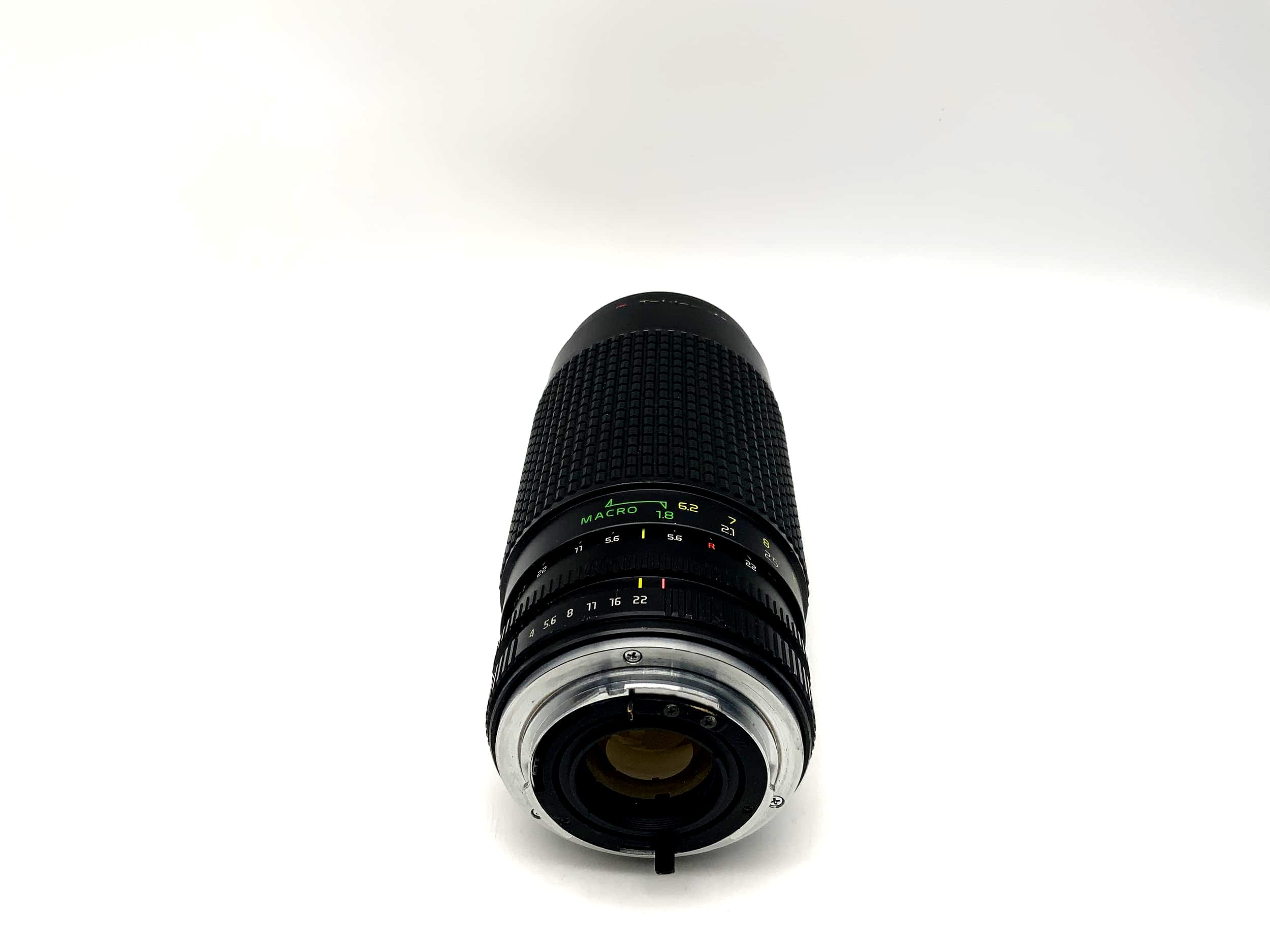 Objectif macro Tokina 50-250 mm 1:4-5.6 AT-X (Yashica/Contax)