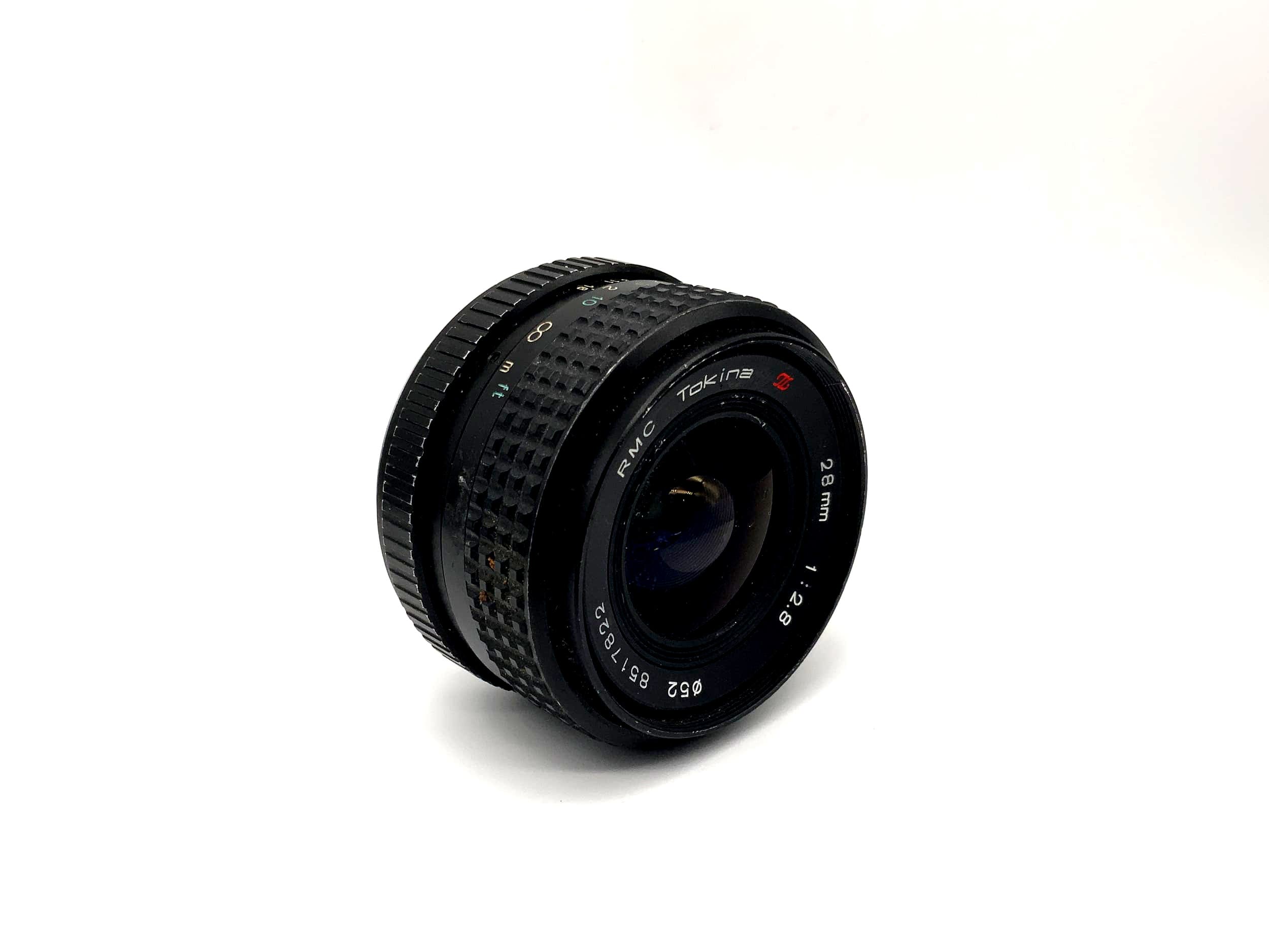 Tokina 28mm 1:2.8 Lens RMC Camera Lens (Yashica/Contax)