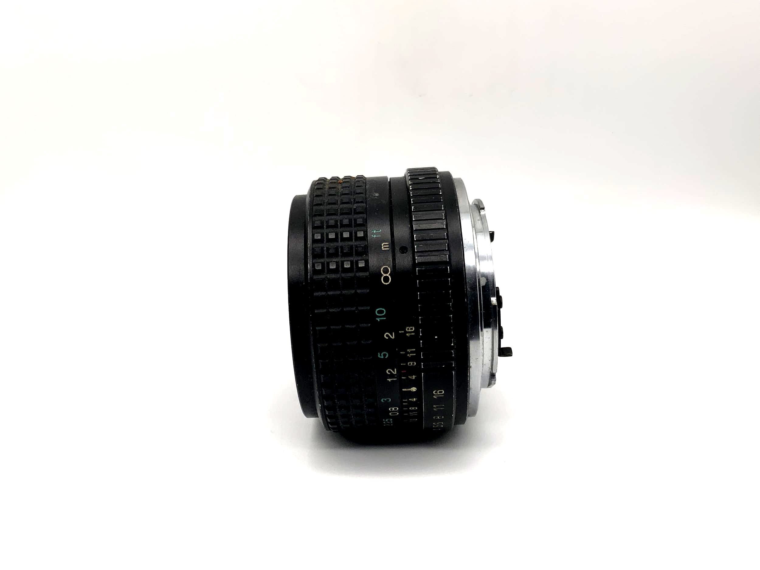 Objectif Tokina 28 mm 1:2.8 RMC pour appareil photo (Yashica/Contax)