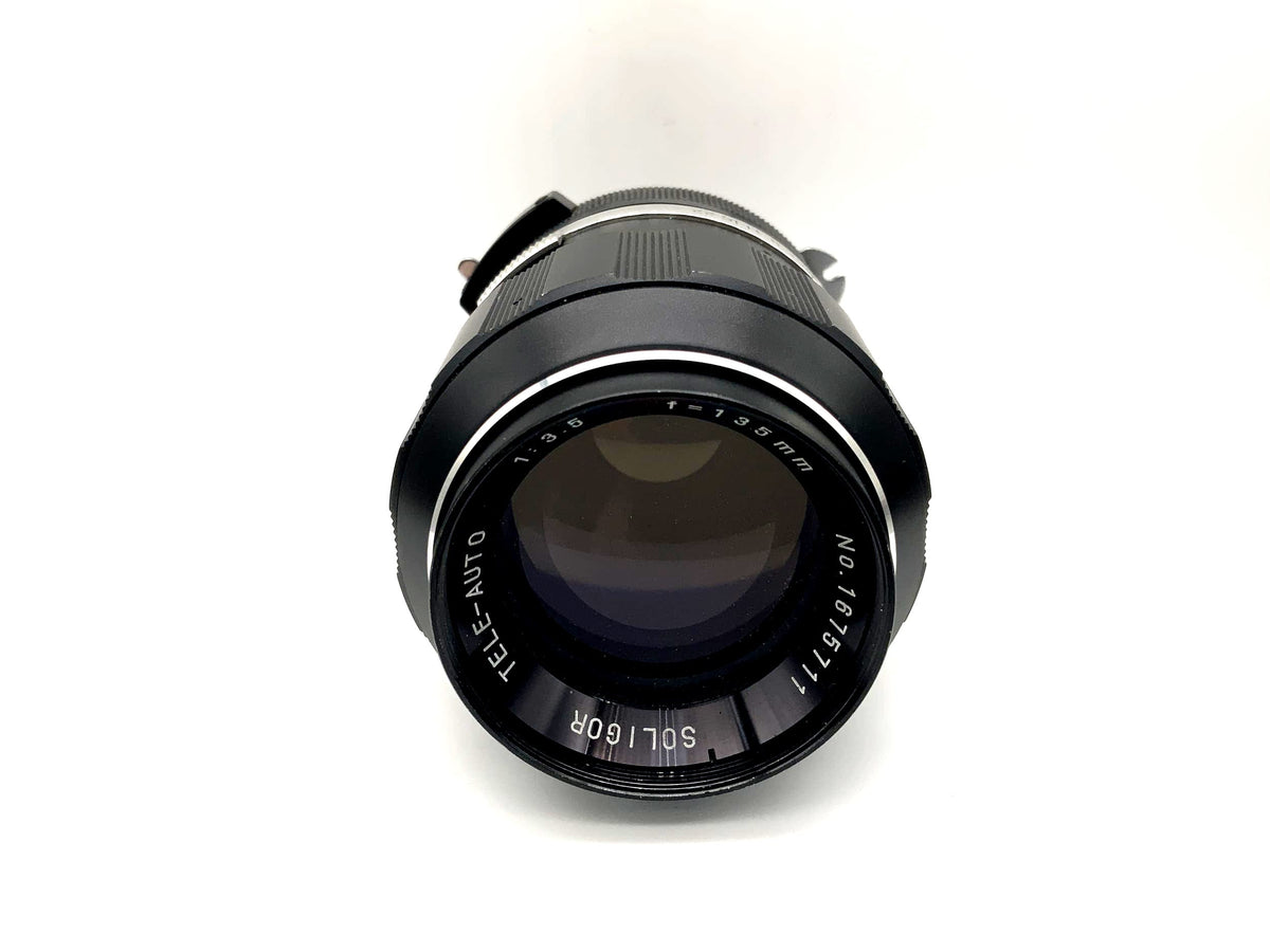 Objectif téléobjectif automatique Soligor 135 mm 1:3,5 (Nikon F)