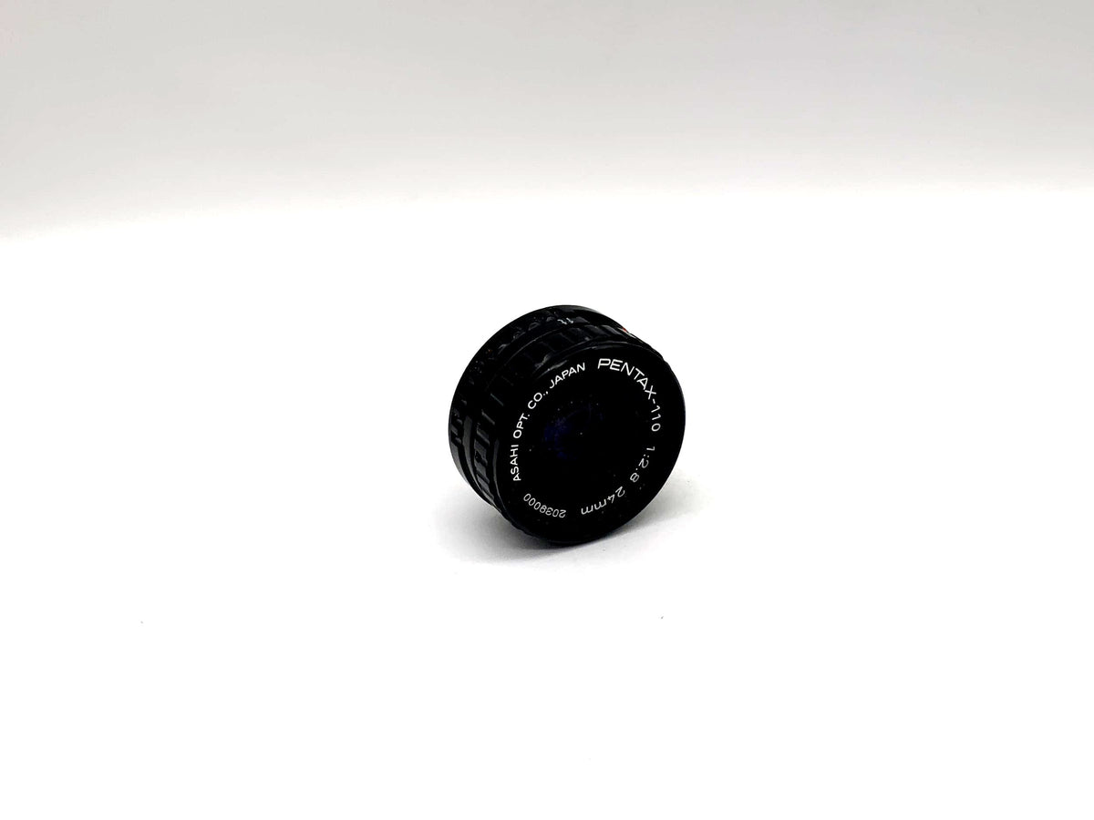 Objectif Asahi Pentax 24 mm 1:2.8 pour appareil photo Pentax-110 (Auto 110)