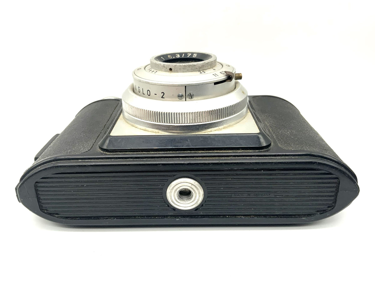Agfa Isola viewfinder camera with Agnar 1:6.3/75 compact camera analog camera