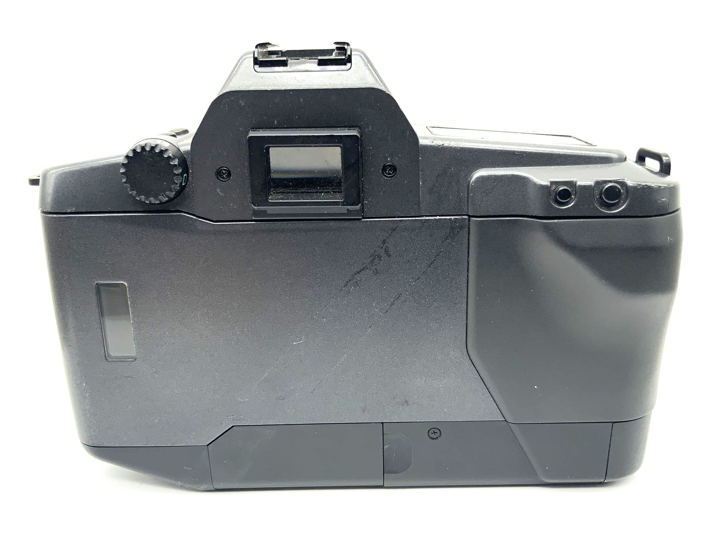 Canon EOS 600 35mm SLR analog camera body (Canon EF)