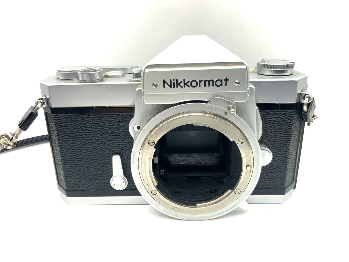 Boîtier d'appareil photo reflex argentique Nikon Nikkormat FTN 35 mm (Nikon F)
