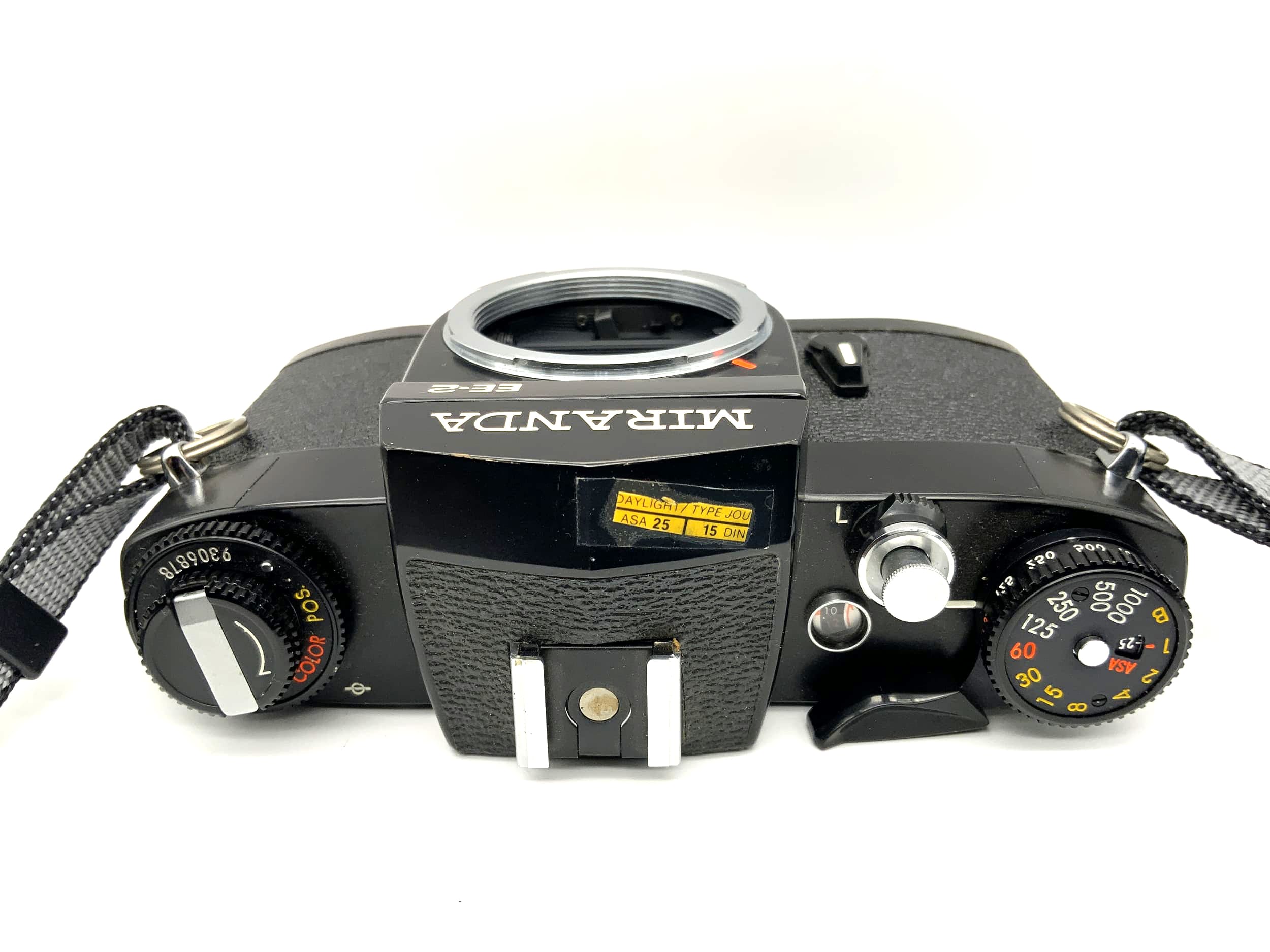 Miranda EE-2 35mm SLR analog camera body (M44)