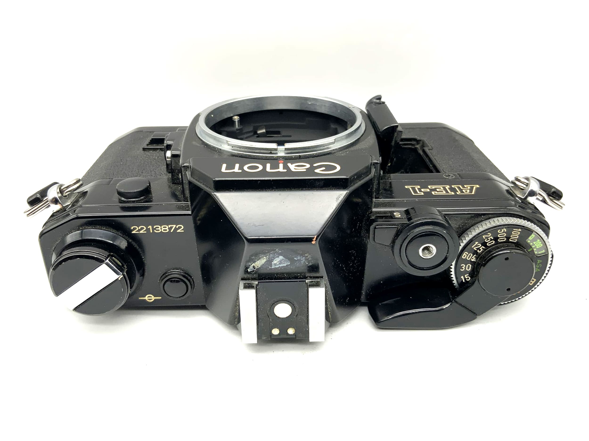 Canon AE-1 35mm SLR analog body (Canon FD)