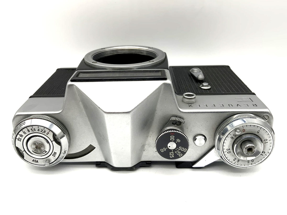 Appareil photo reflex argentique Revue E 35 mm Revueflex E (M42) ! Cellule photoélectrique défectueuse !