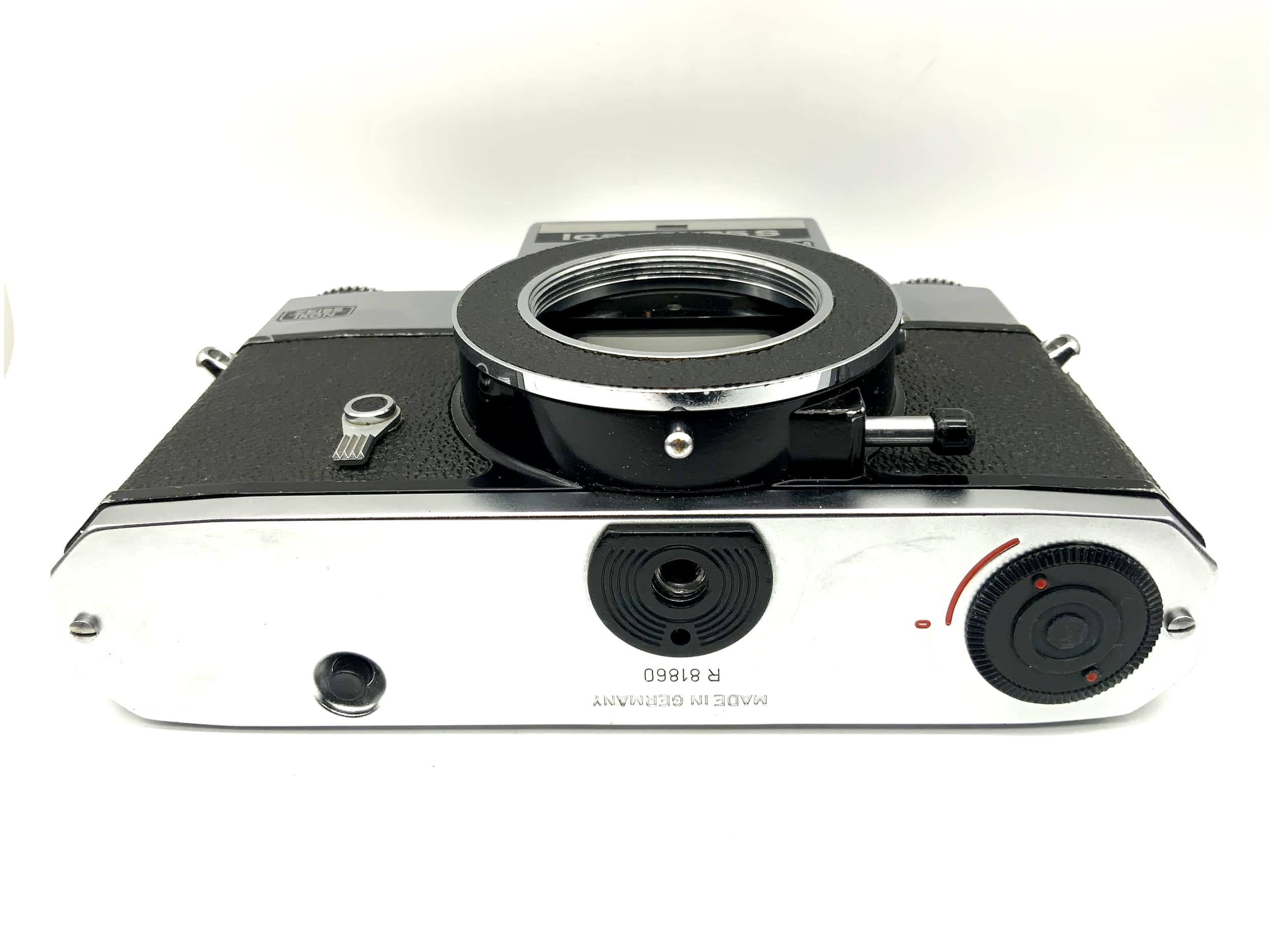 Appareil photo reflex argentique Zeiss Ikon Icarex 35 S 35 mm (M42) ! Cellule de pose défectueuse !