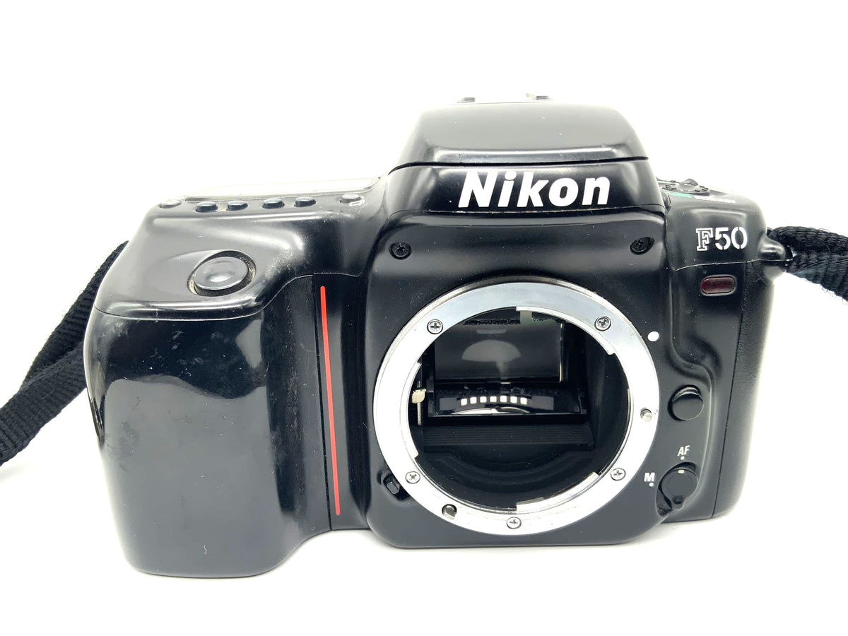 Boîtier reflex argentique Nikon F50 35 mm (Nikon AF)