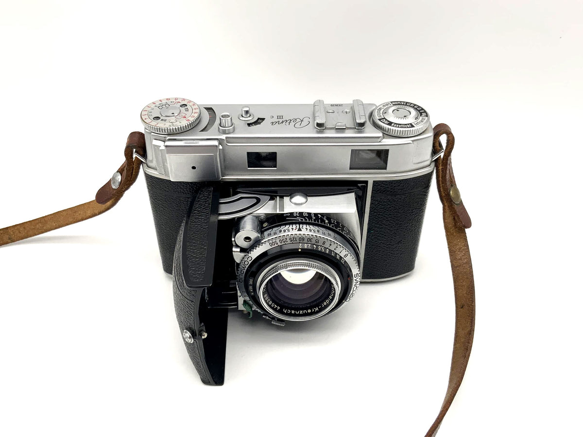 Appareil photo pliant Kodak Retina IIIc avec objectif Schneider Kreuznach Xenon Big C f:2.0/50mm
