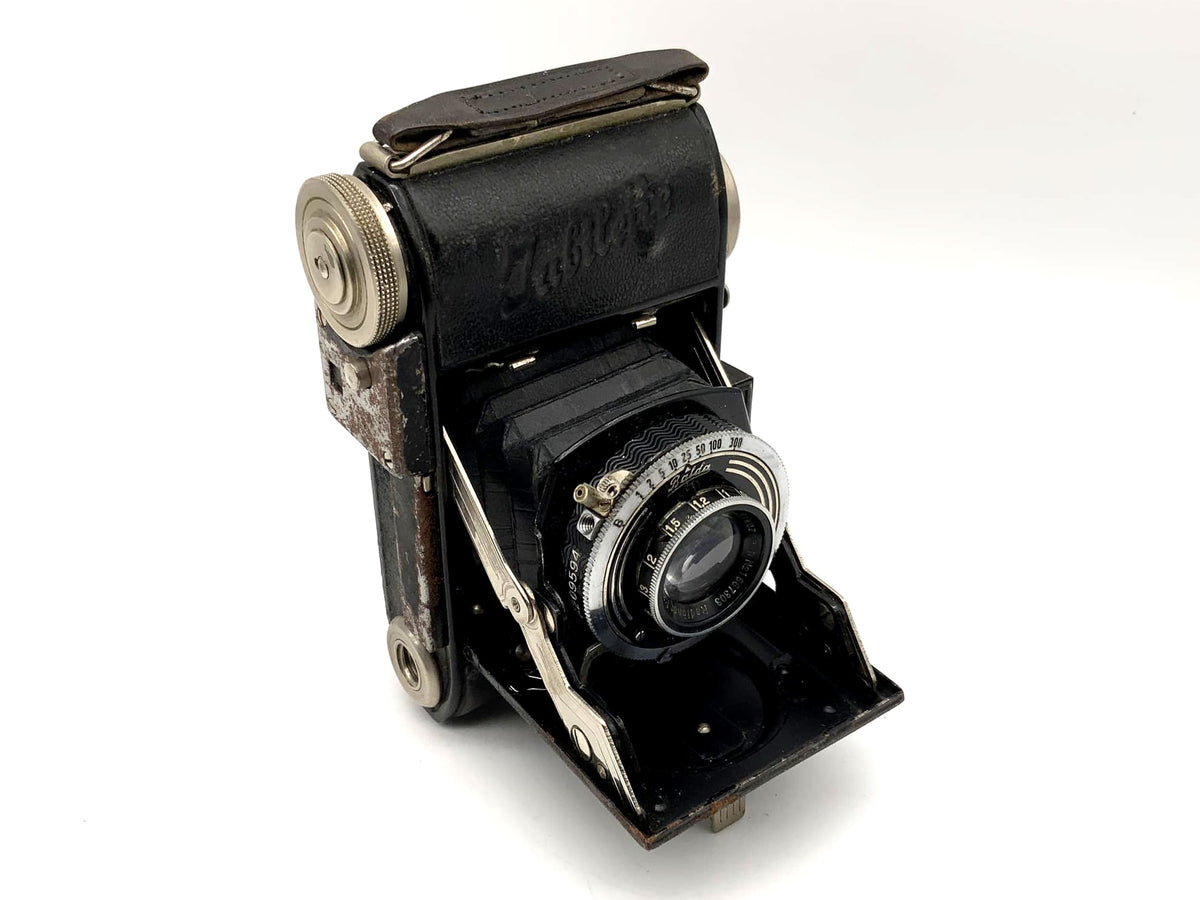 Balda Jubilette folding camera with Schneider Kreuznach Radionar f:2.9 F=5cm Compur
