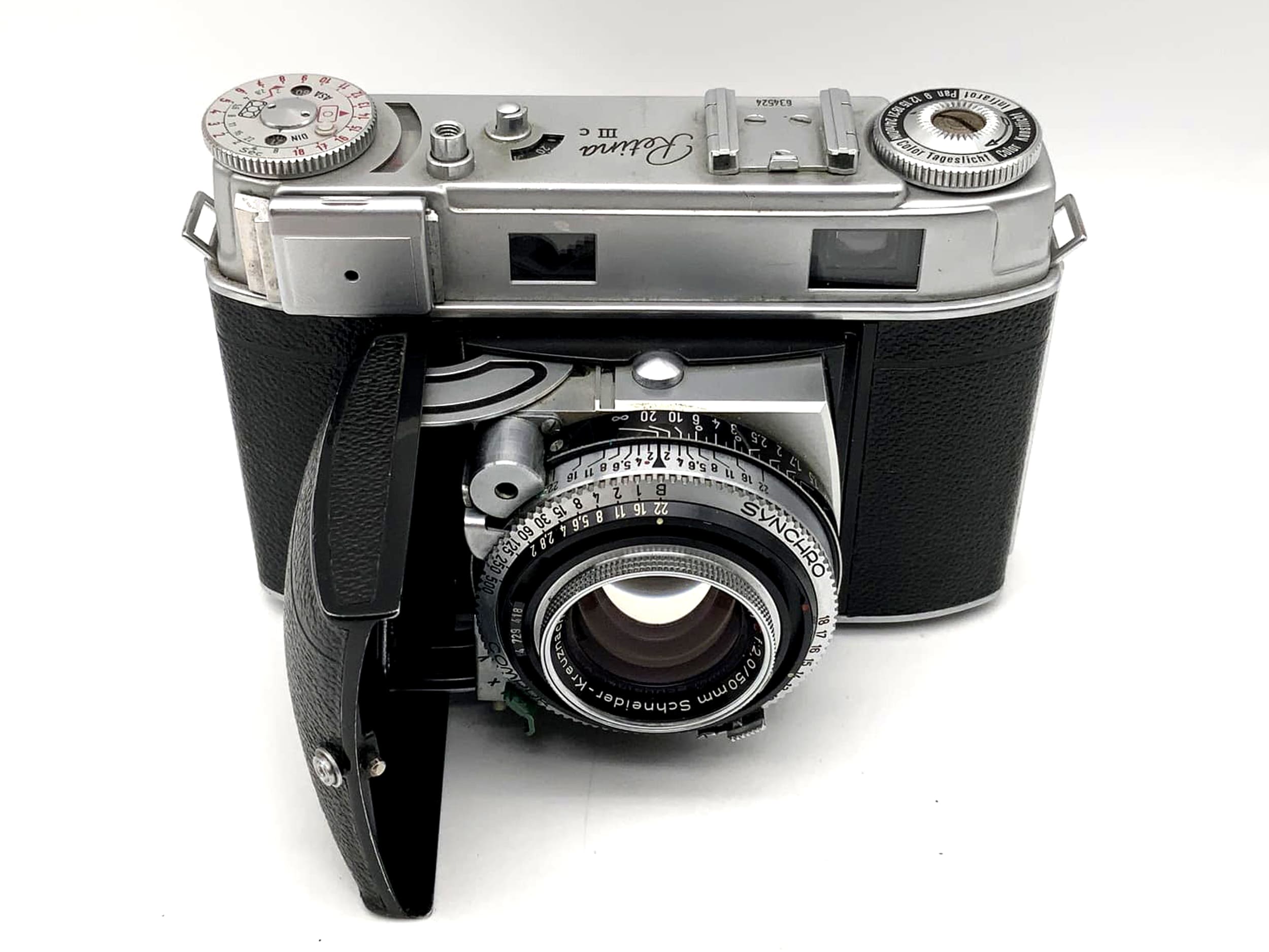 Appareil photo pliant Kodak Retina IIIc avec objectif Schneider Kreuznach Xenar f:2.0/50mm (défectueux)
