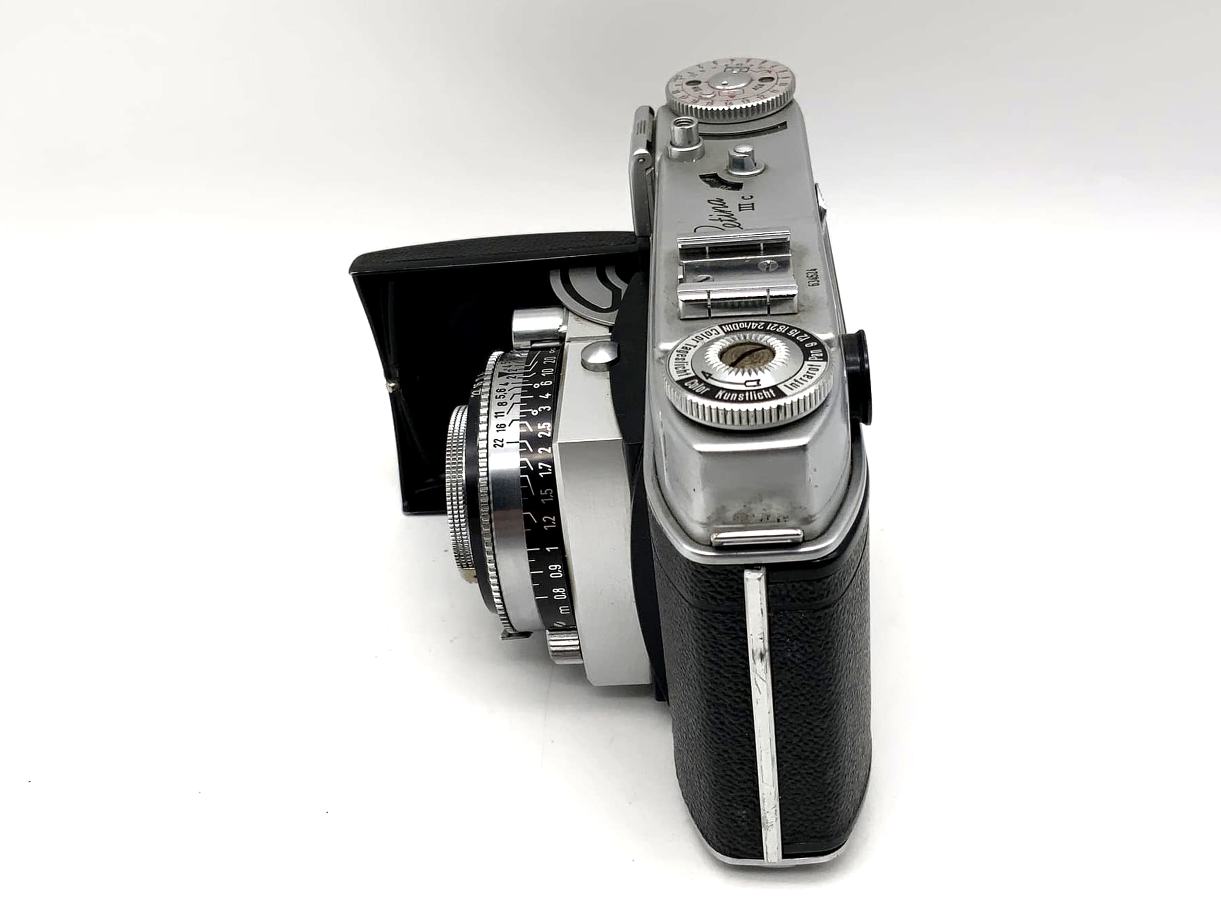 Appareil photo pliant Kodak Retina IIIc avec objectif Schneider Kreuznach Xenar f:2.0/50mm (défectueux)