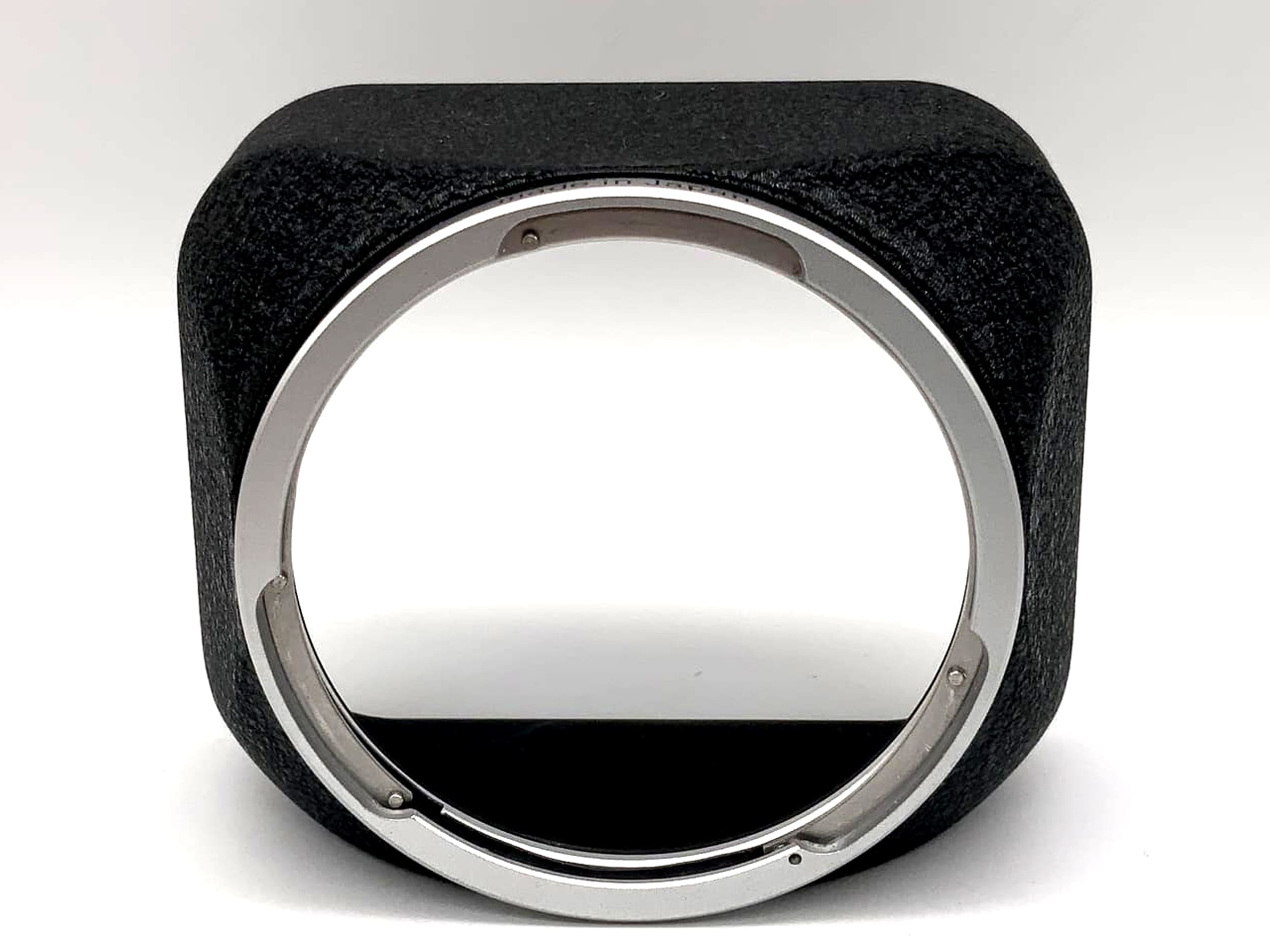 Pare-soleil Voigtländer 75 mm f/2.5 SL pour objectif Color-Heliar