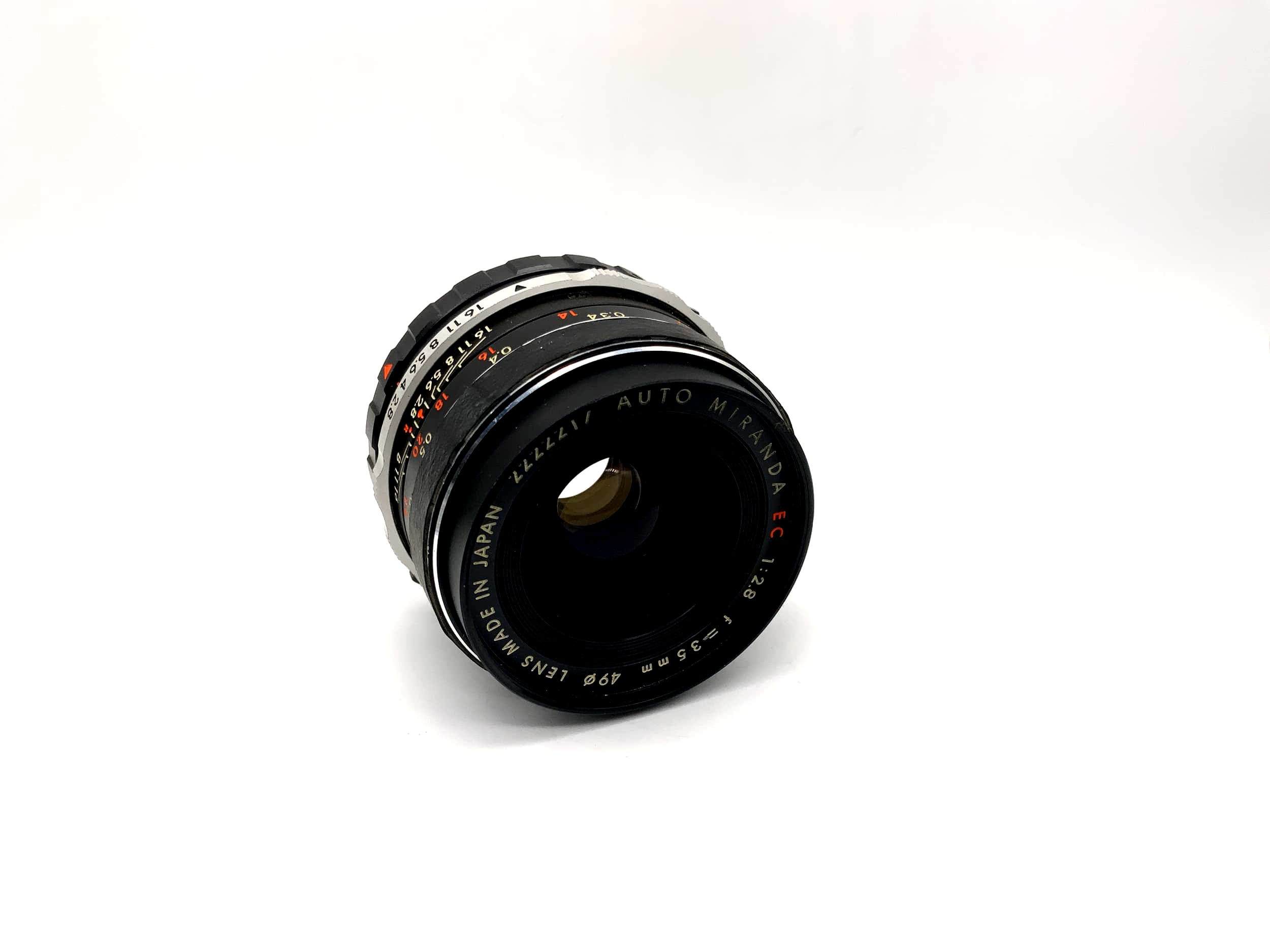 Objectif Miranda 35 mm 1:2.8 à correction automatique EC pour appareil photo (monture Miranda)