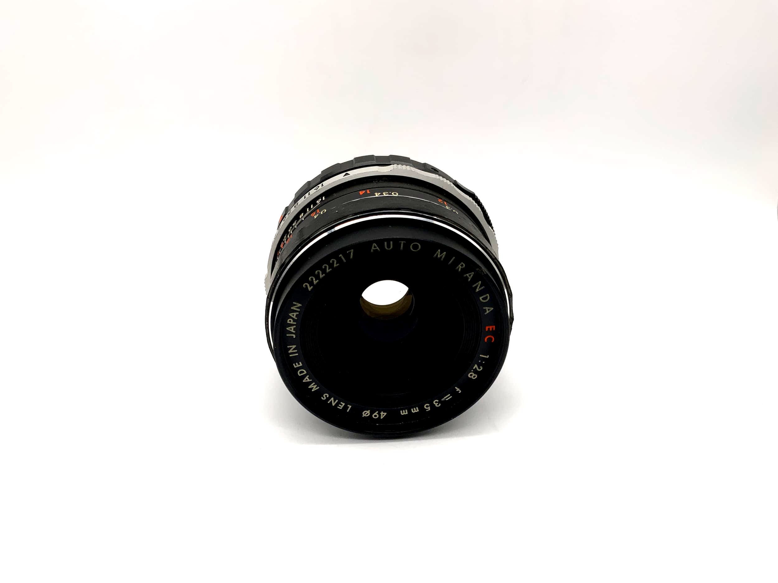 Objectif Miranda 35 mm 1:2.8 à correction automatique EC pour appareil photo (monture Miranda)