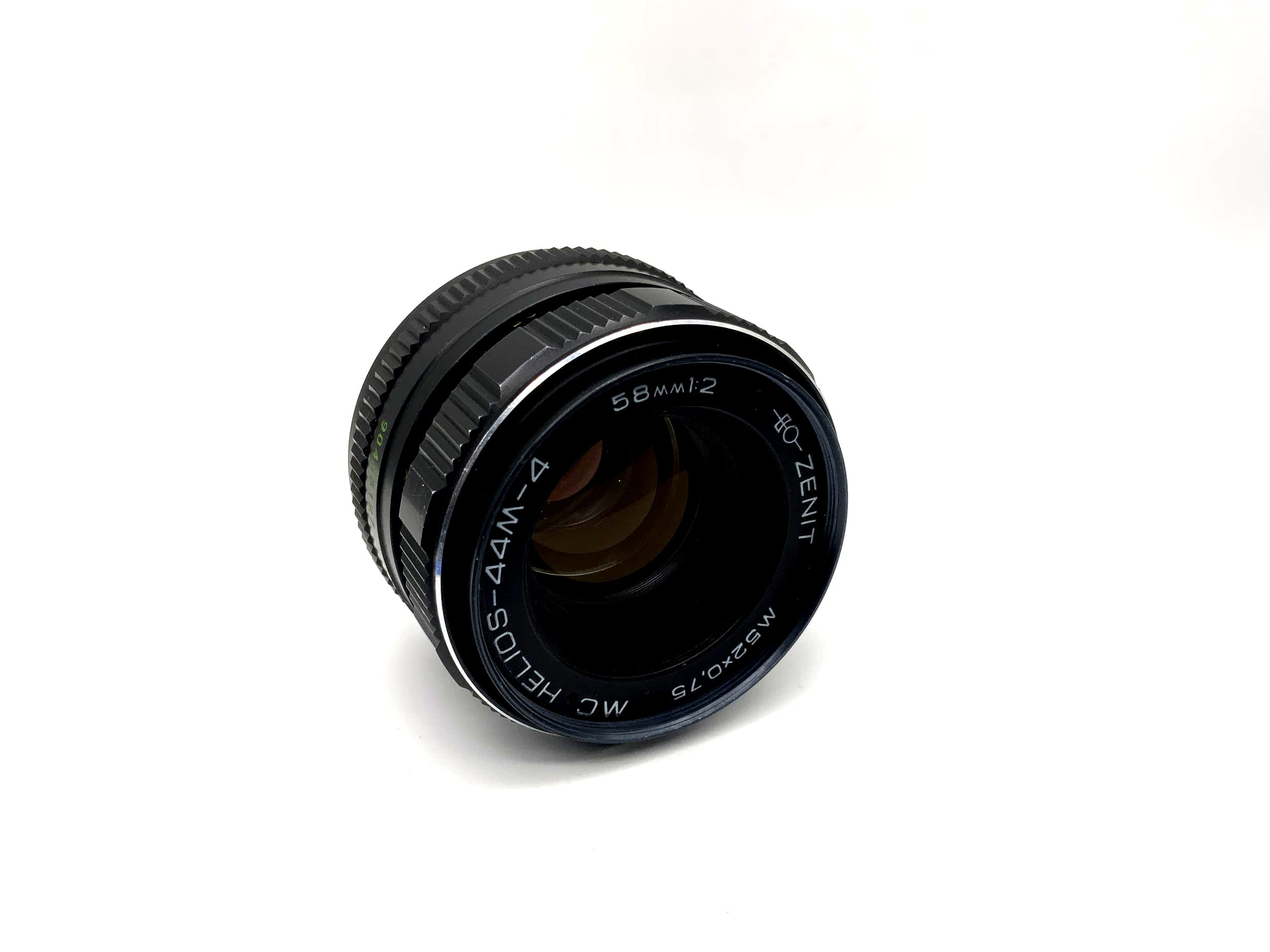 Zenit 58mm 1:2 lens Bokeh MC Helios-44M-4 camera lens (M42)