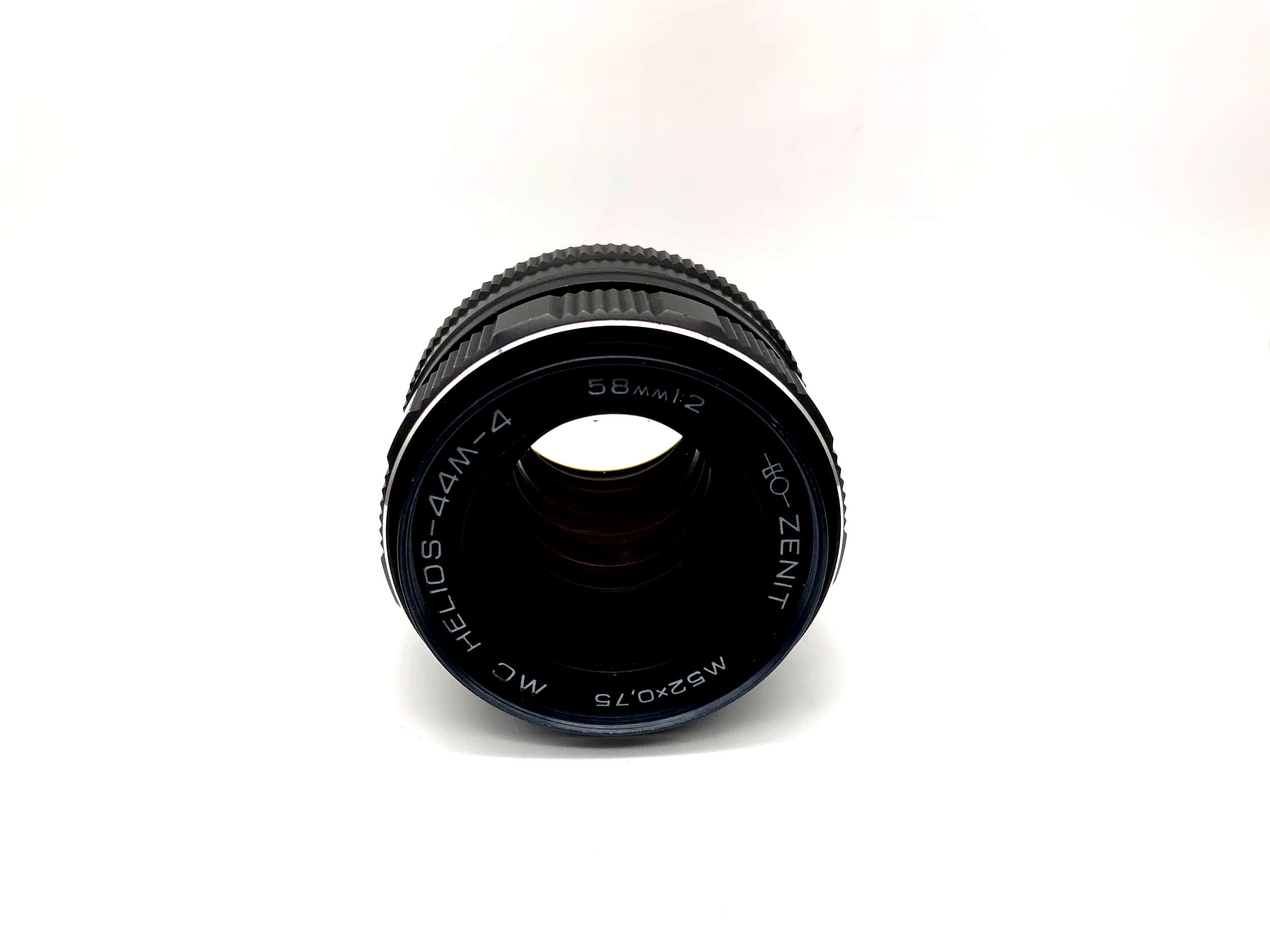 Zenit 58mm 1:2 lens Bokeh MC Helios-44M-4 camera lens (M42)