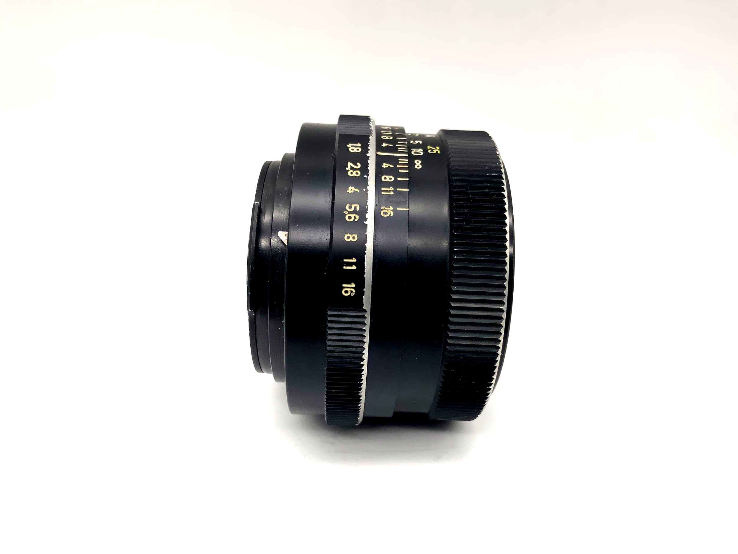 Voigtländer 50mm 1:1.8 lens Color Ultron camera lens (Rollei QBM)