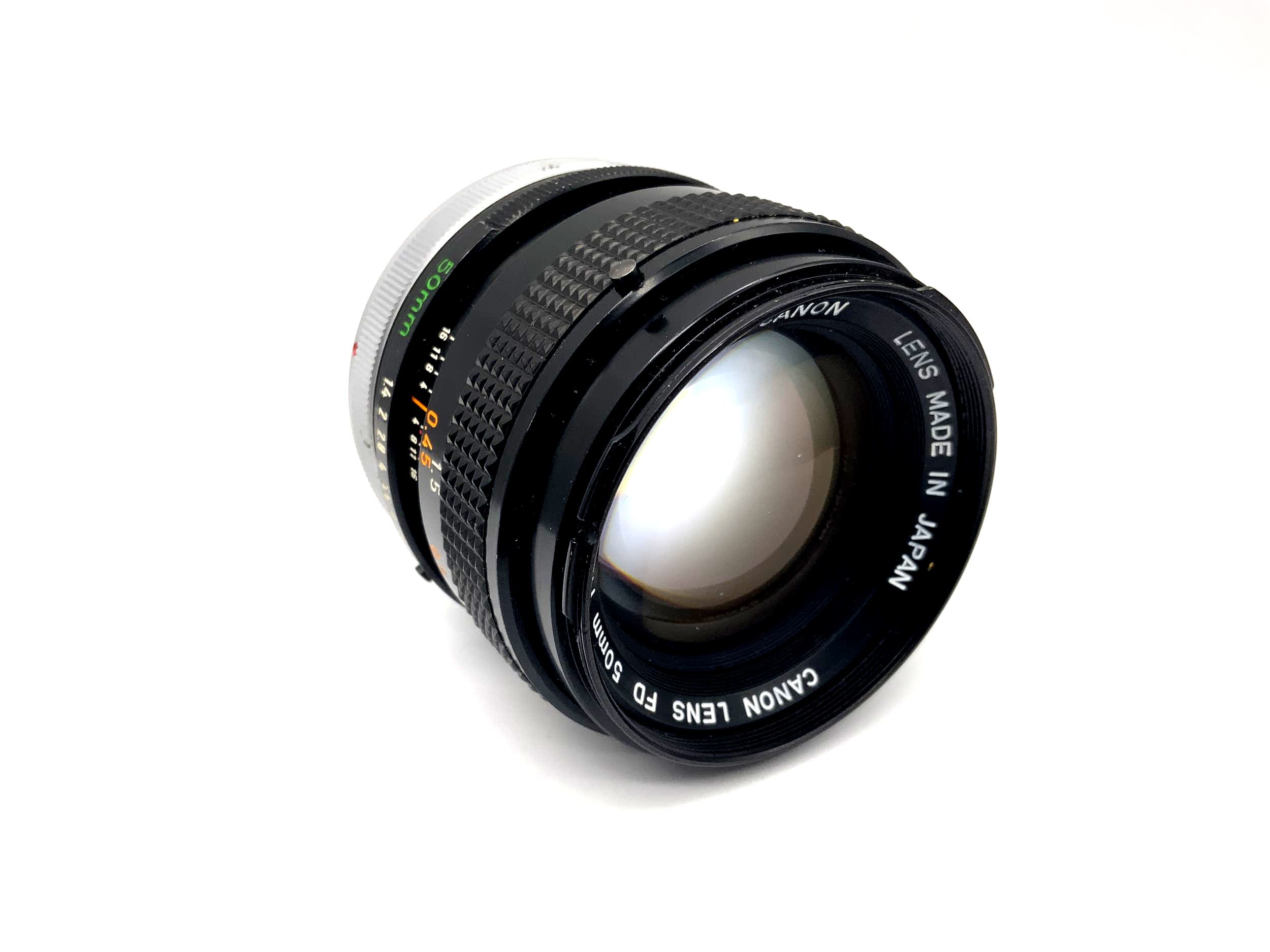 Objectif Canon 50 mm f/1.4 FD SSC (Canon FD) Lire le texte